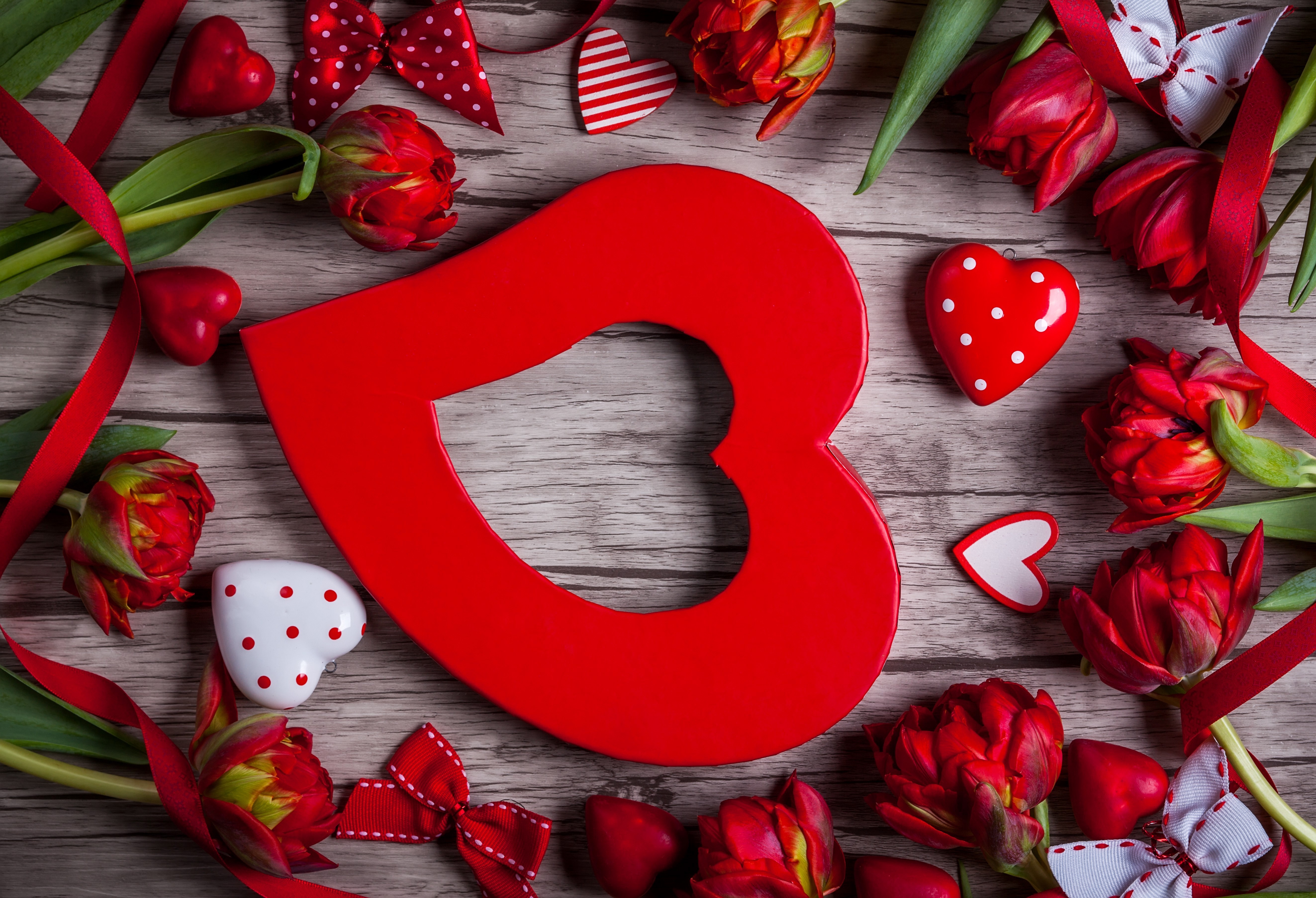 Valentine's Day Red Tulips and Hearts Arrangement HD Wallpaper