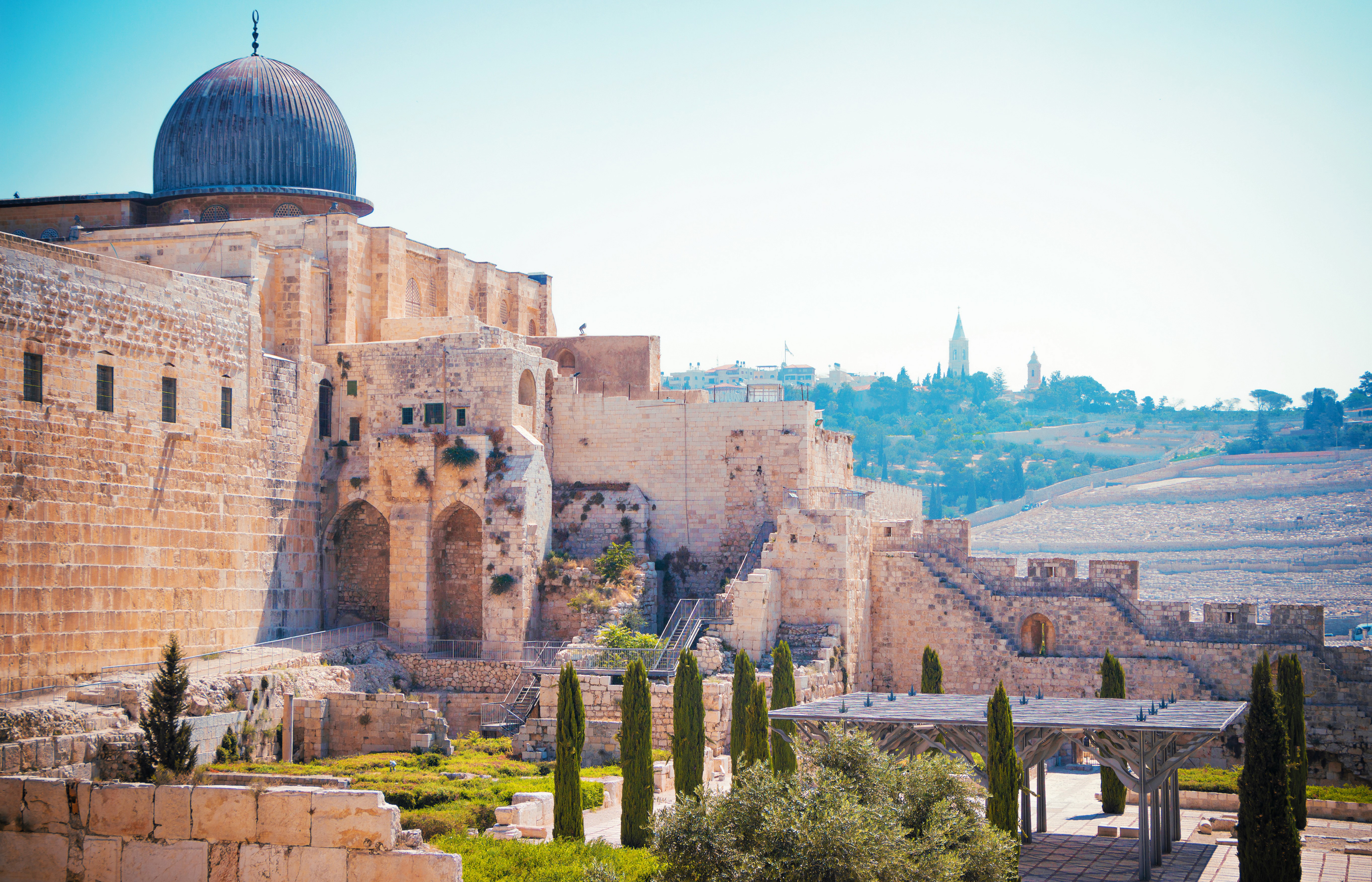 Jerusalem Ancient Temple with 4K Clarity HD Wallpaper