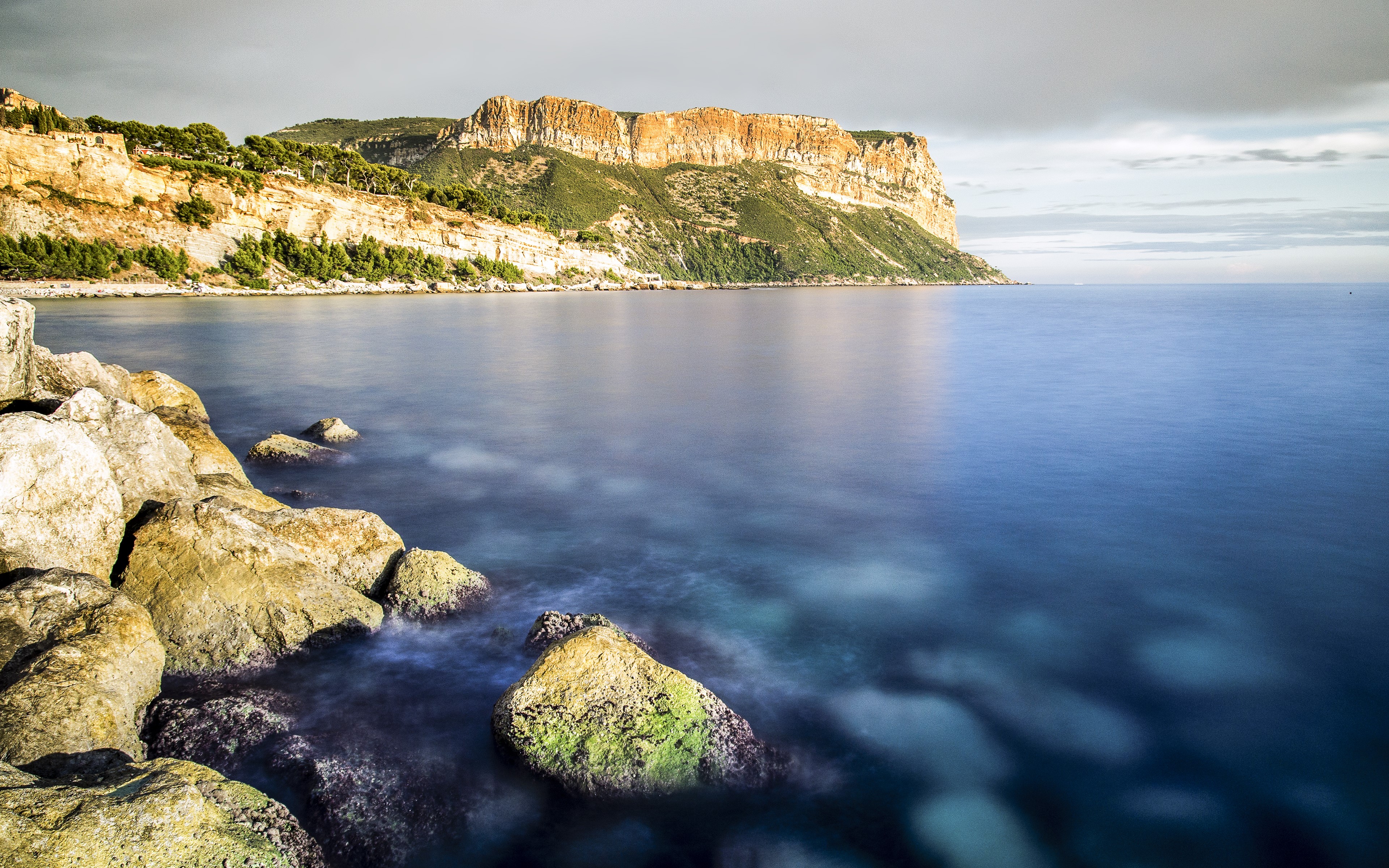 Cap Canaille Coast with Rocks and Sea HD Wallpaper