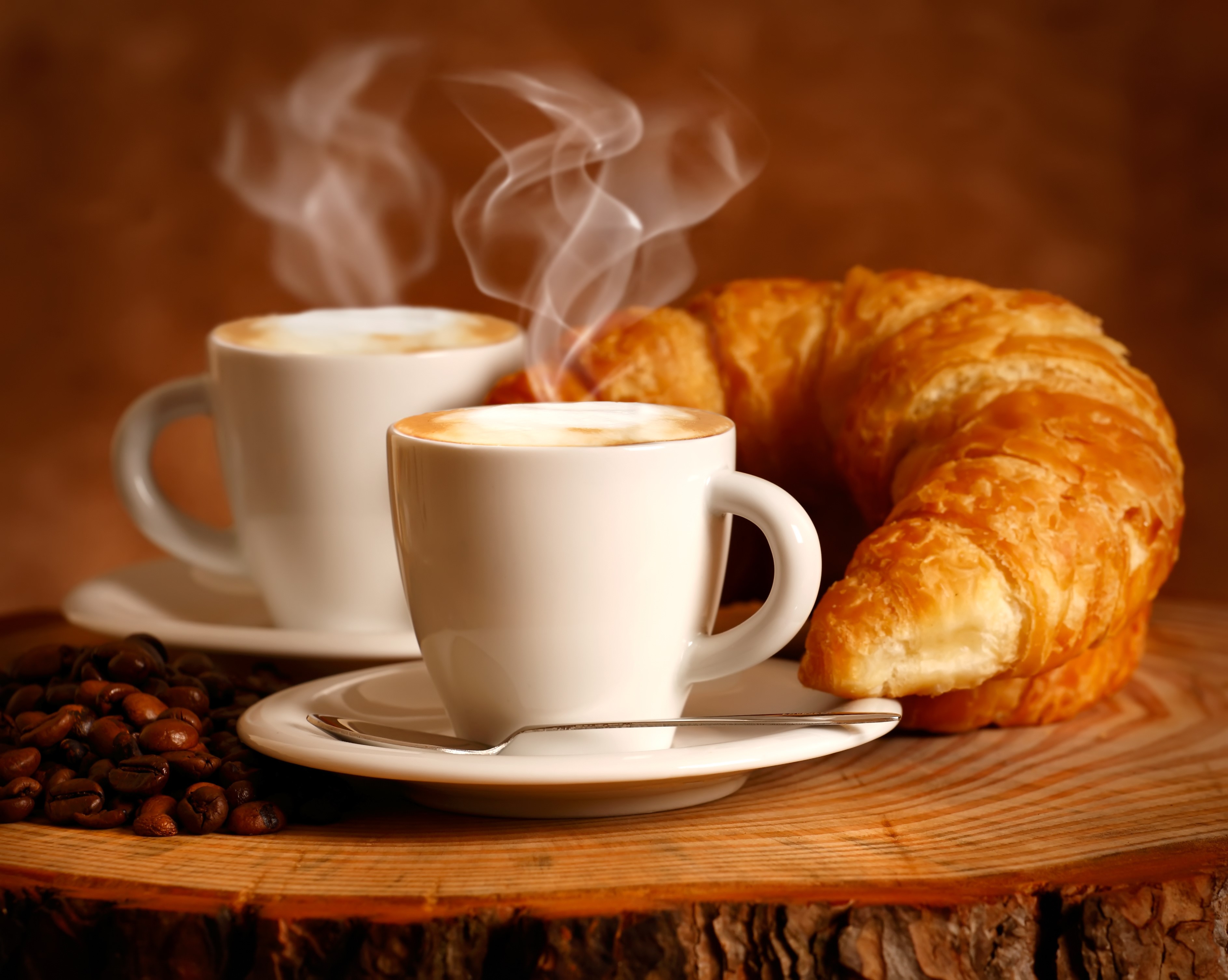 Two cups of coffee and a croissant HD Wallpaper