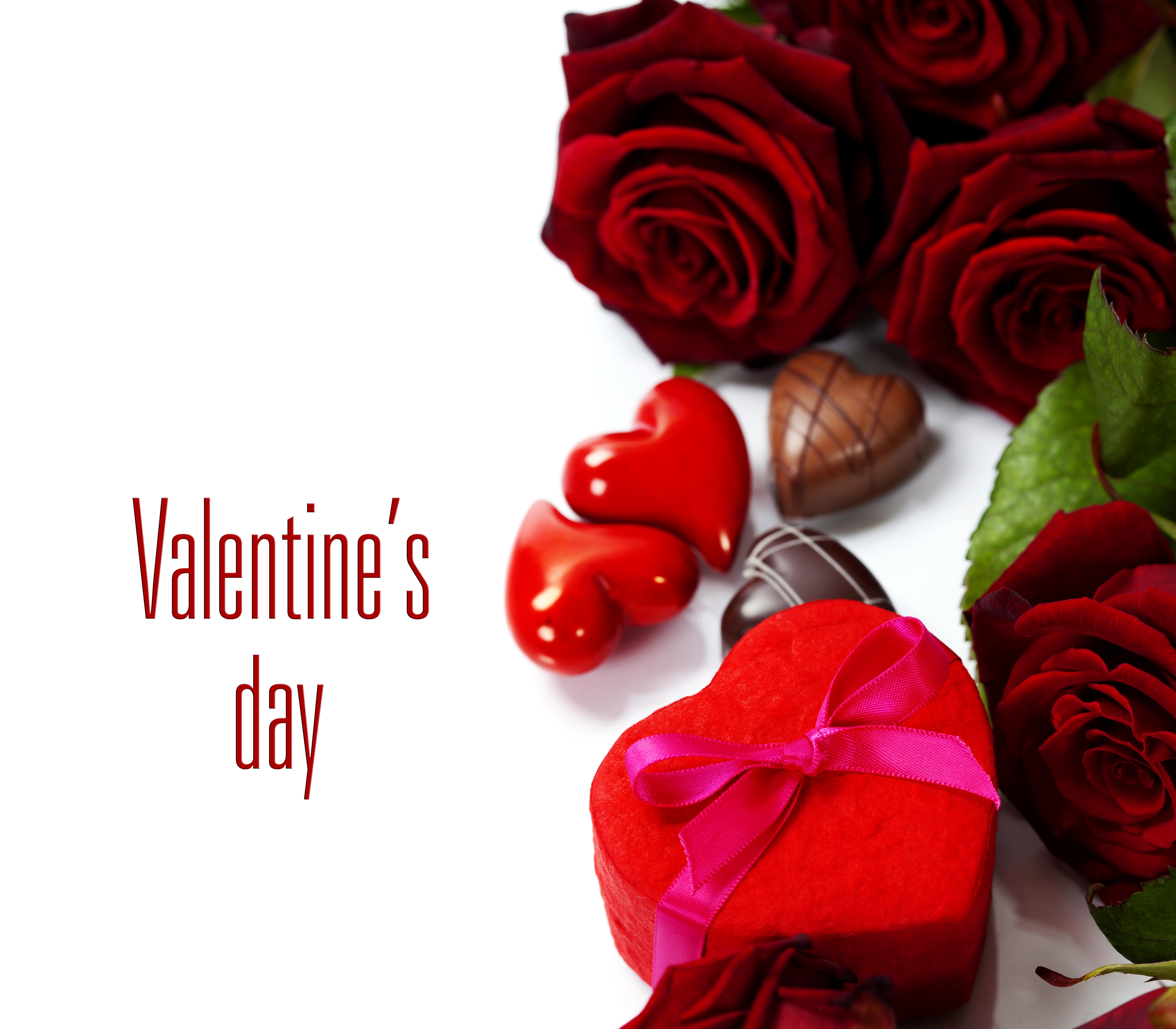 Valentine's Day red roses, heart gift, and chocolates HD Wallpaper