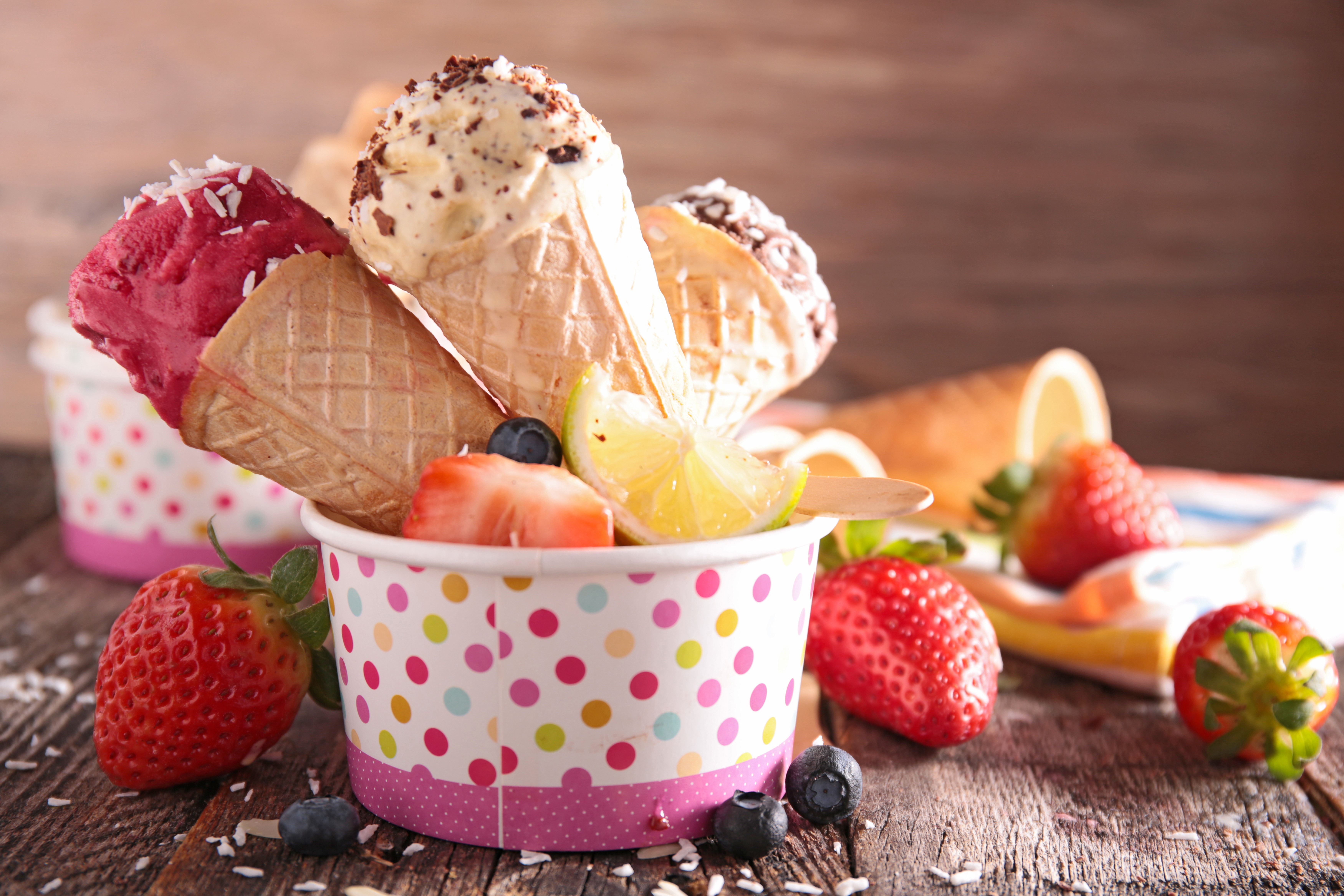 Ice cream cones with strawberries and blueberries HD Wallpaper