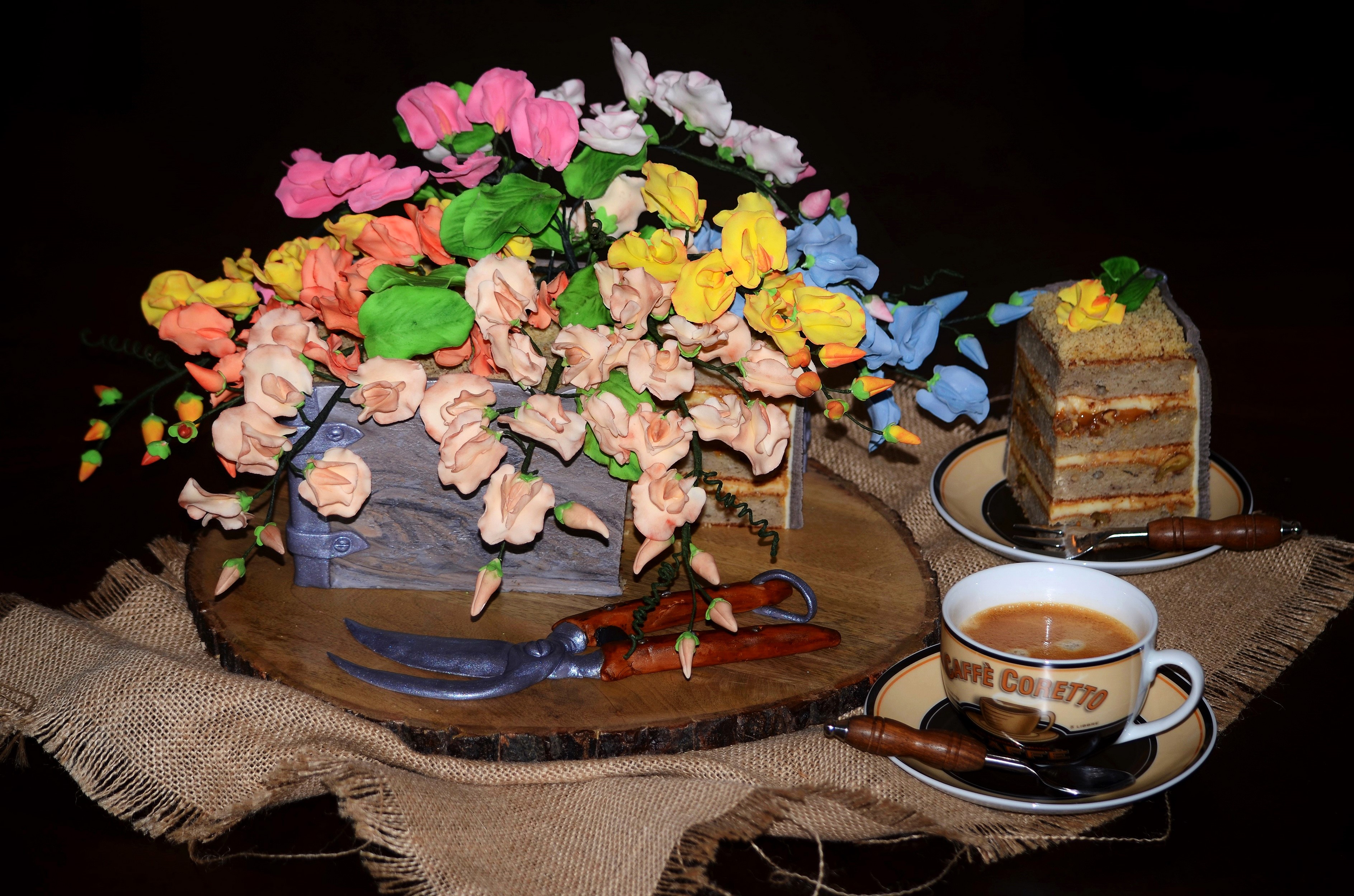 Cake with flowers and coffee HD Wallpaper