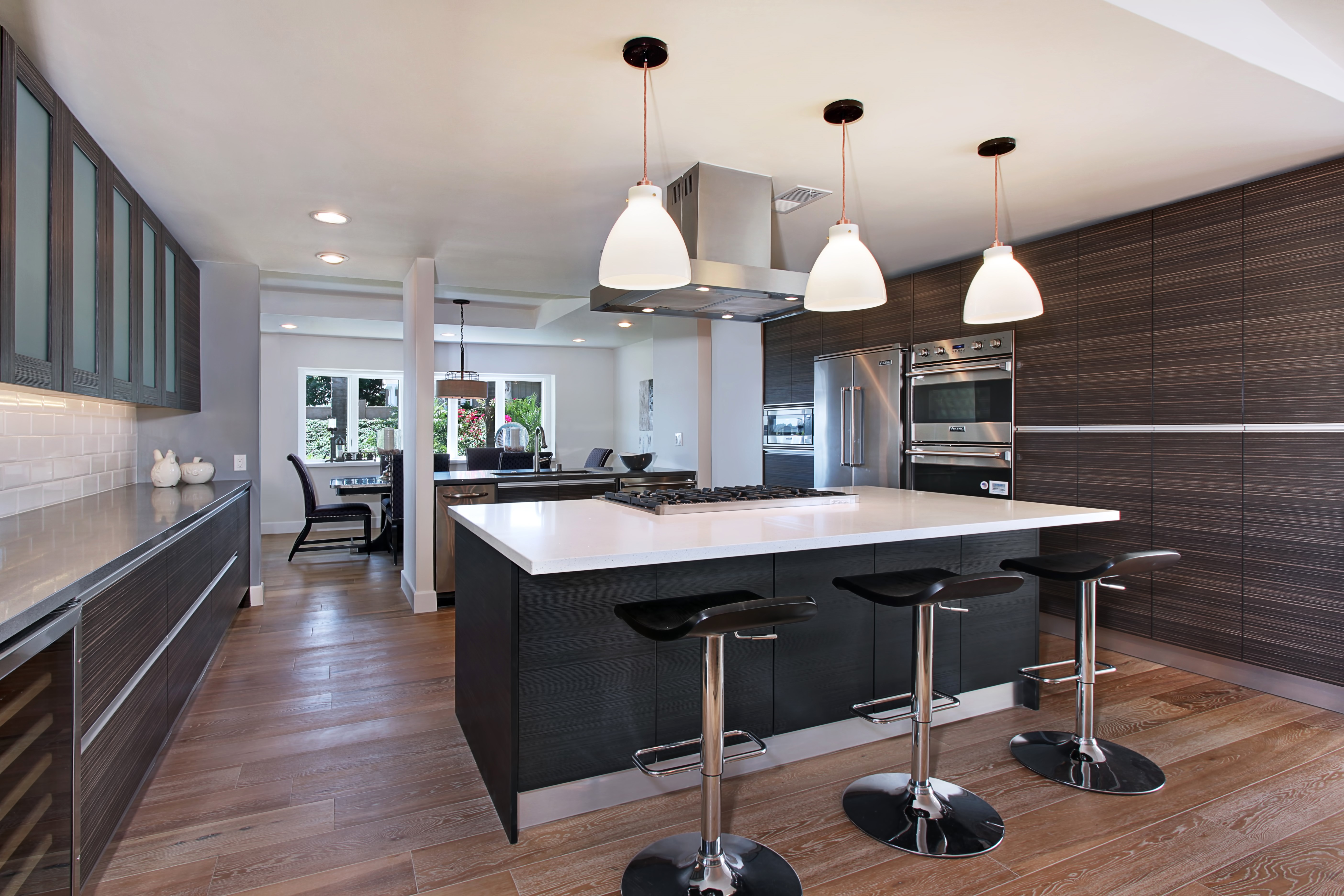 Modern Kitchen with Island and Pendant Lights HD Wallpaper