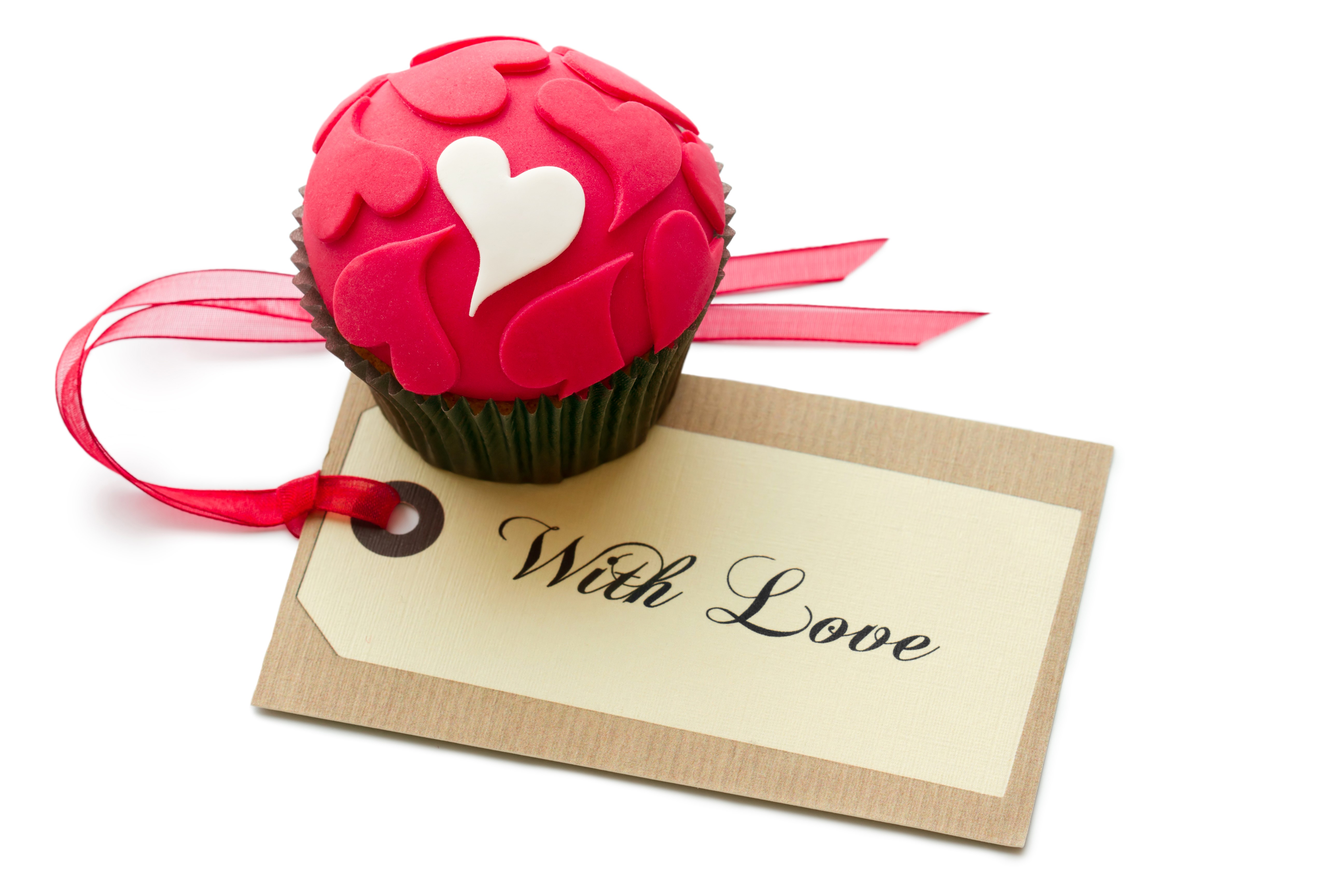 Valentine's Day cupcake with "With Love" tag HD Wallpaper