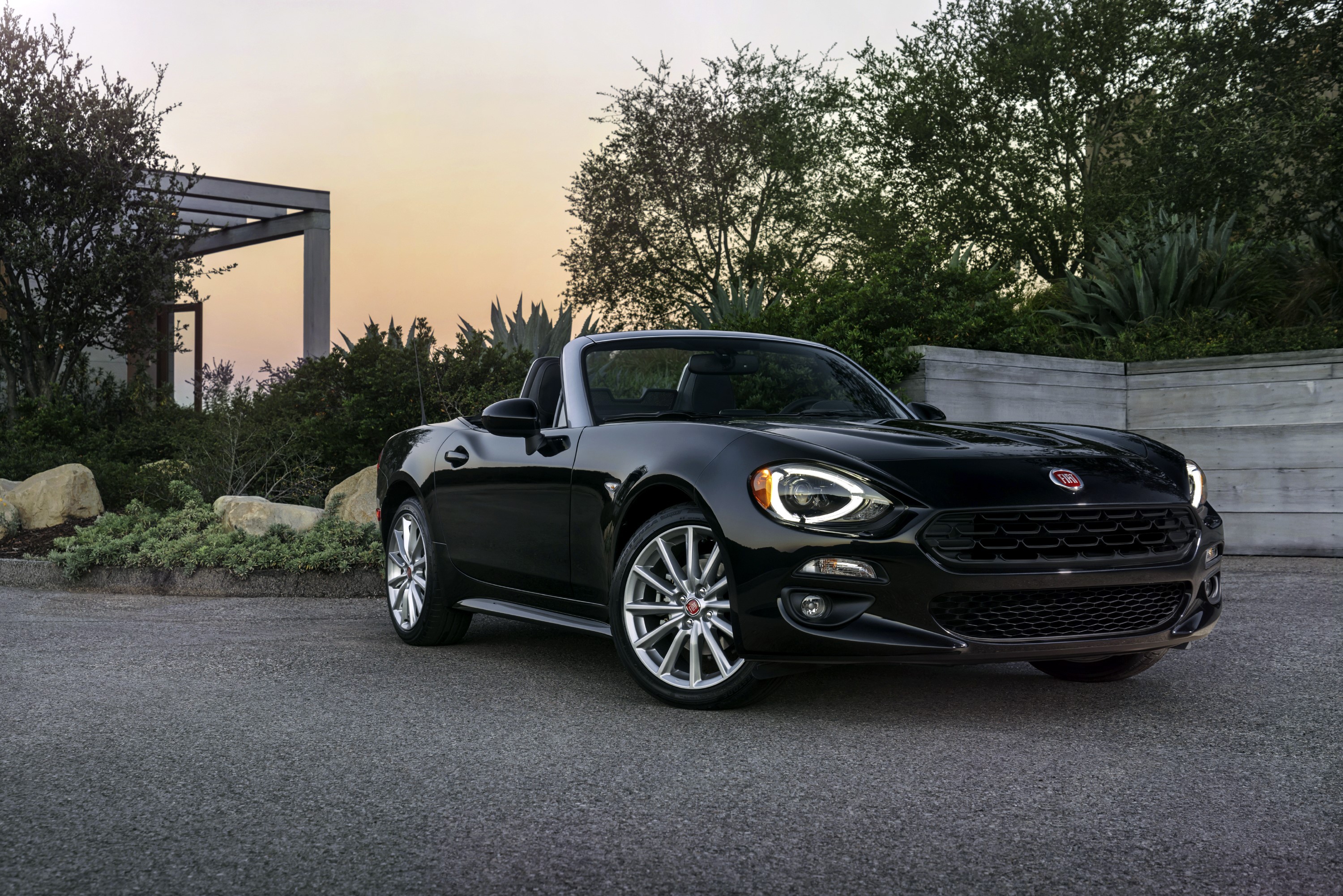 Black Fiat 124 Spider Cabriolet HD Wallpaper