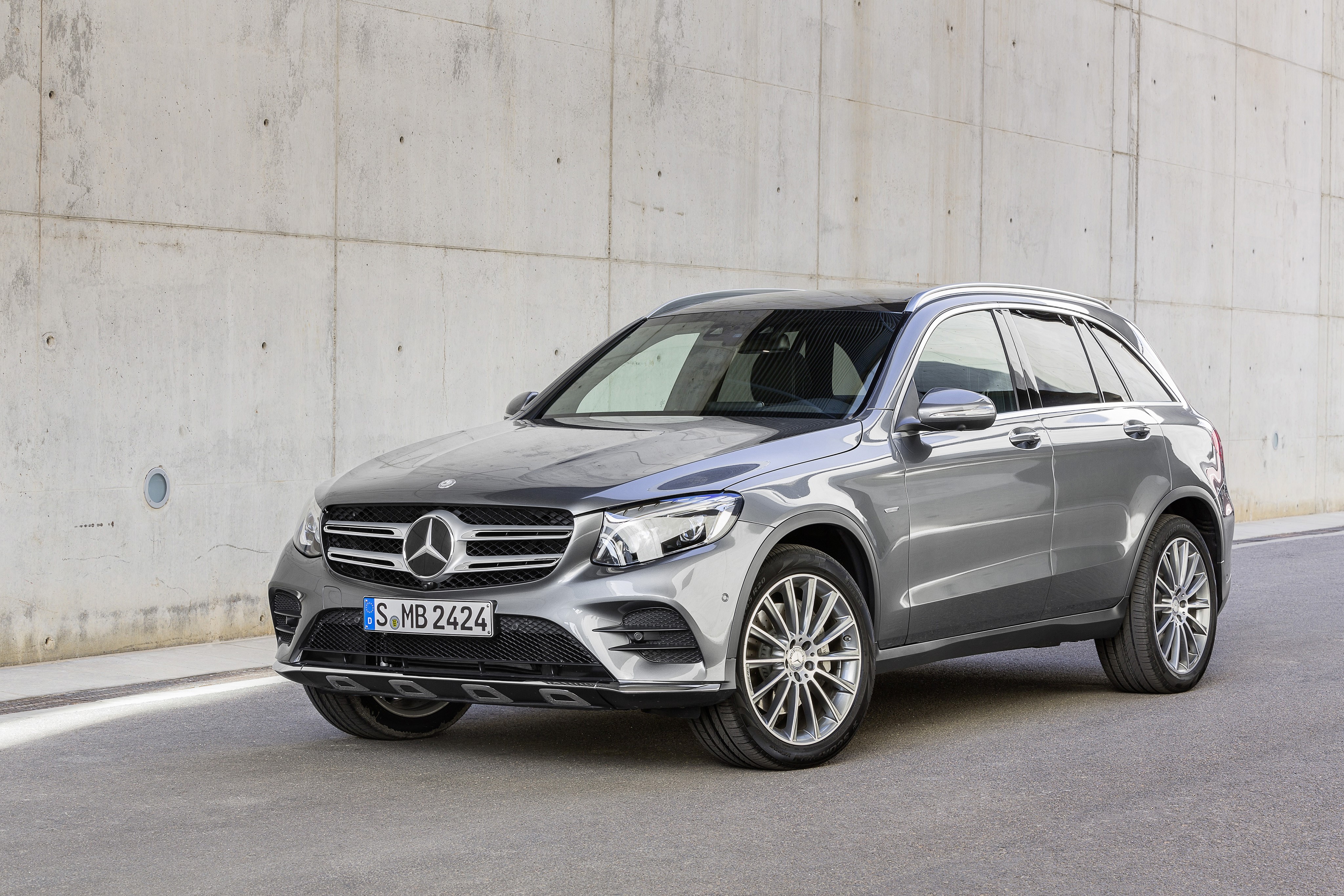 Mercedes-Benz Grey 2015 GLC 4MATIC Edition 1 X205 HD Wallpaper