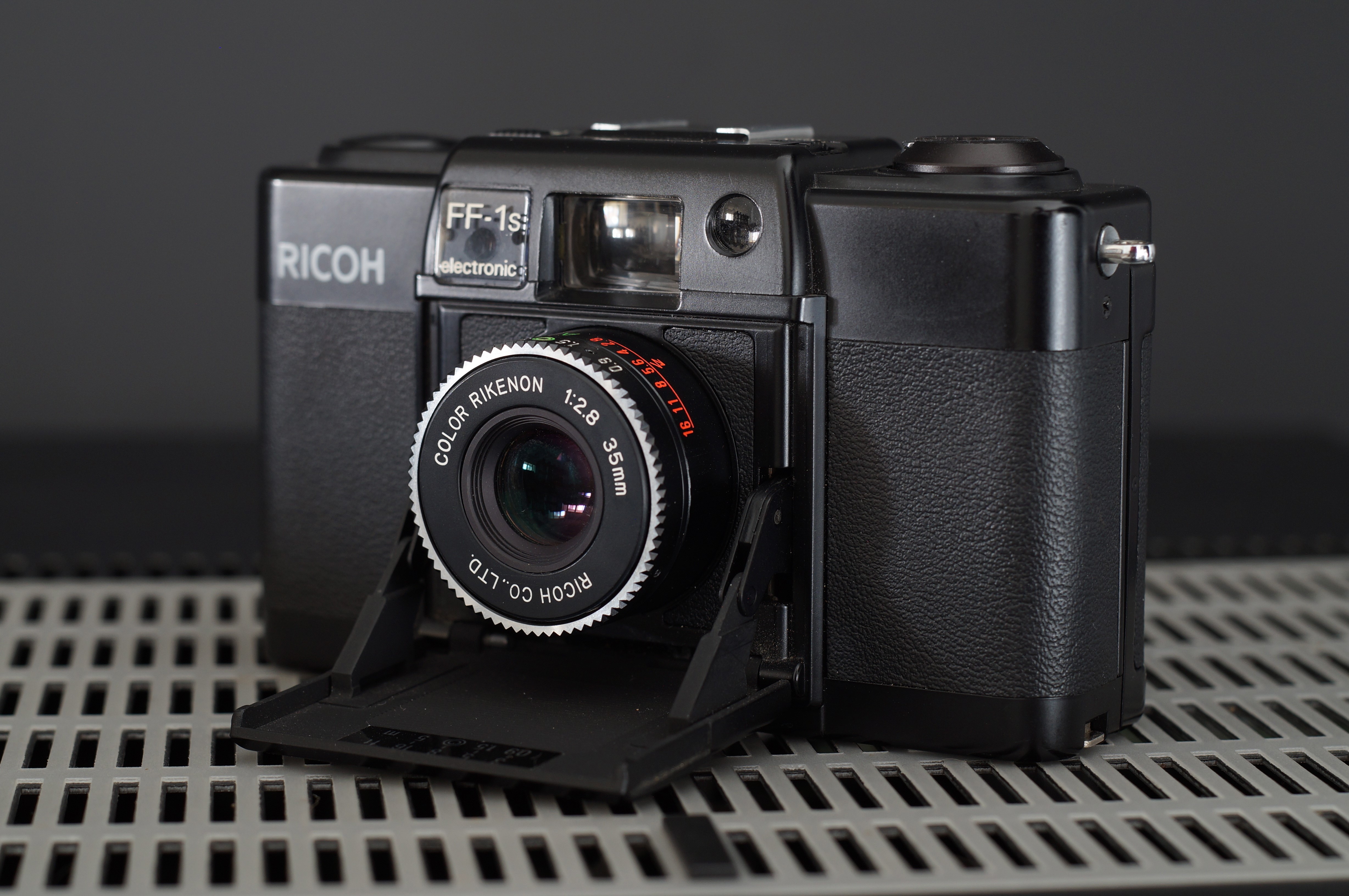 Ricoh FF-1s Camera HD Wallpaper