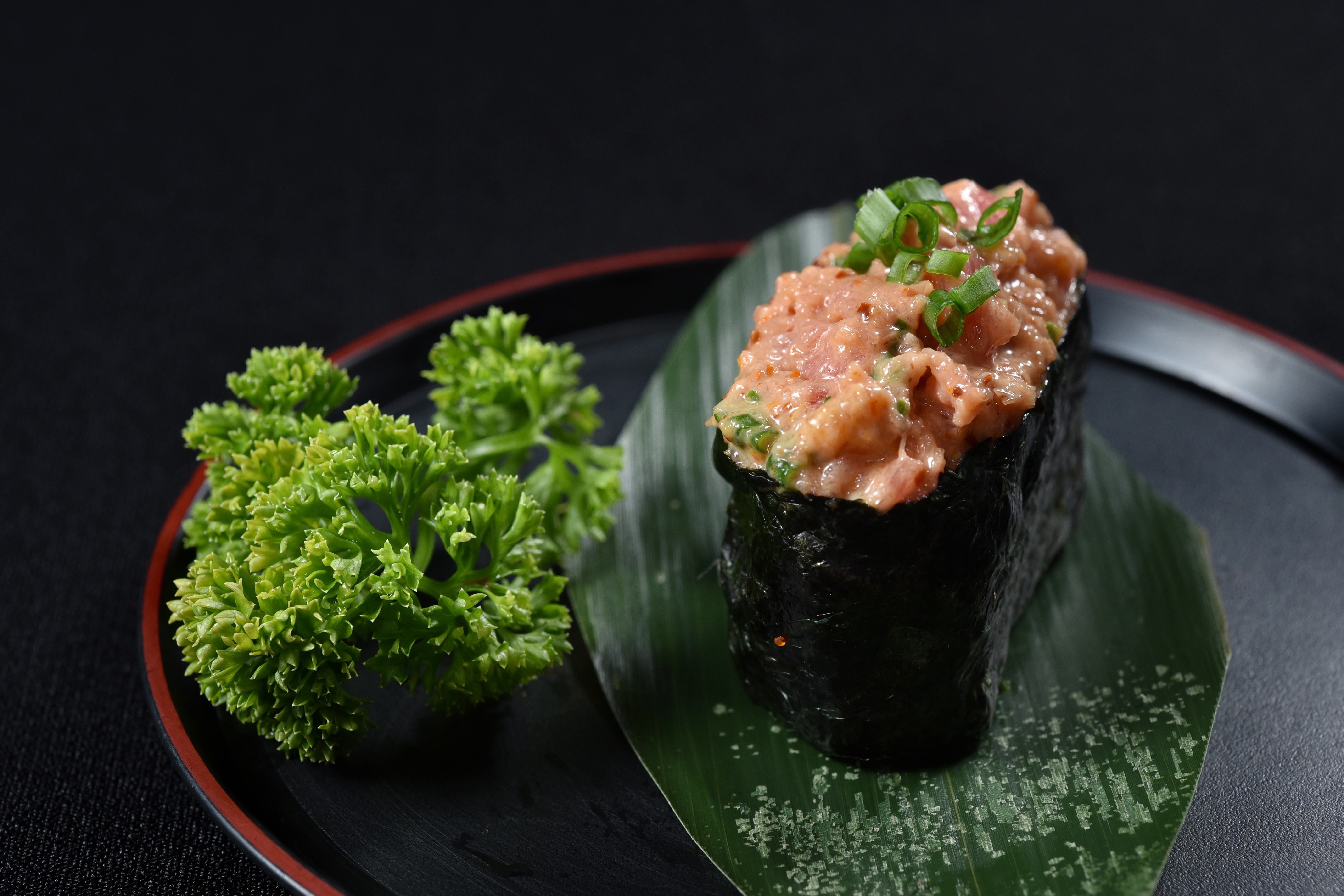 Spicy Tuna Gunkan Maki Sushi with Parsley HD Wallpaper