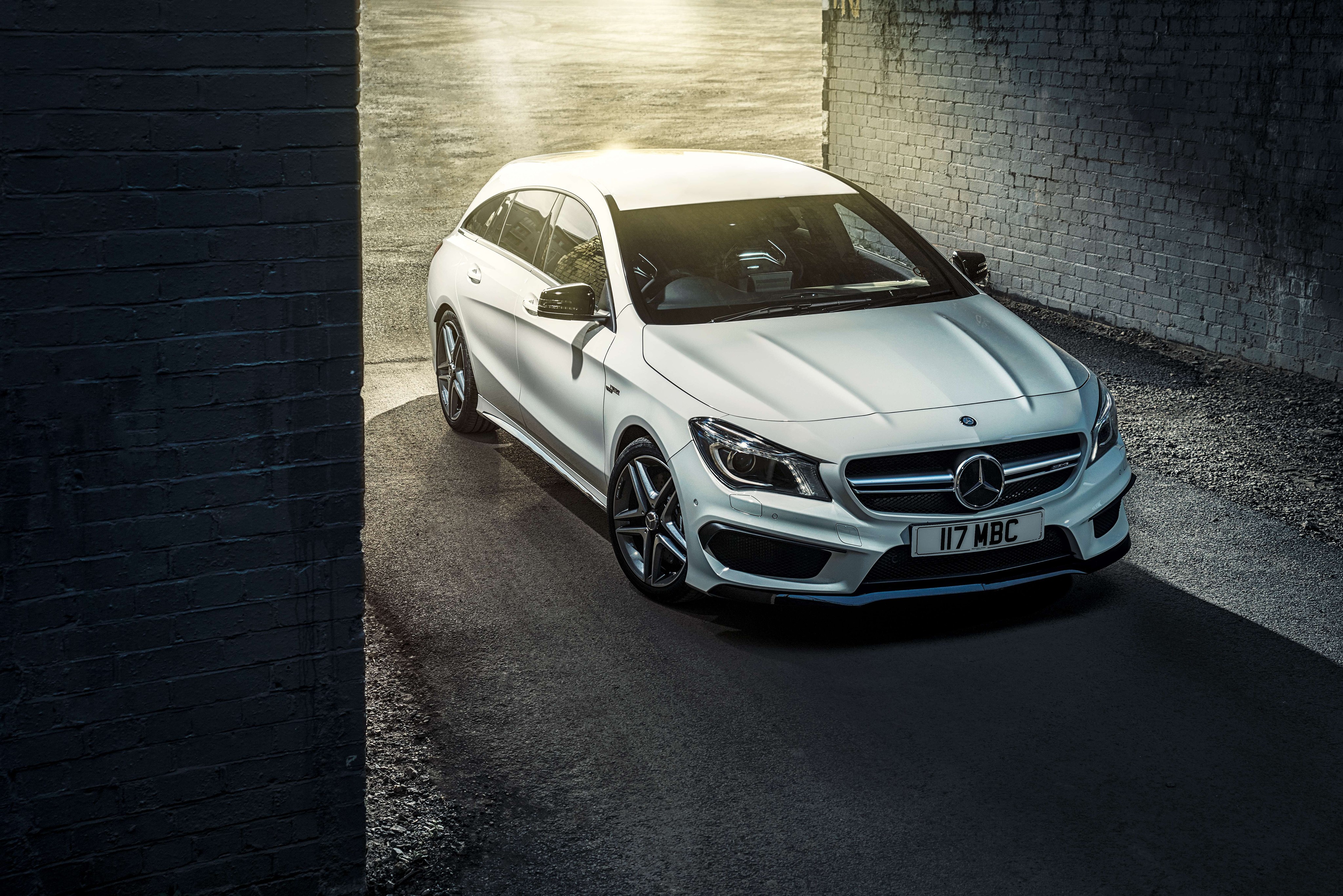 2015 Mercedes-Benz AMG CLA 45 Shooting Brake UK-spec X117 HD Wallpaper