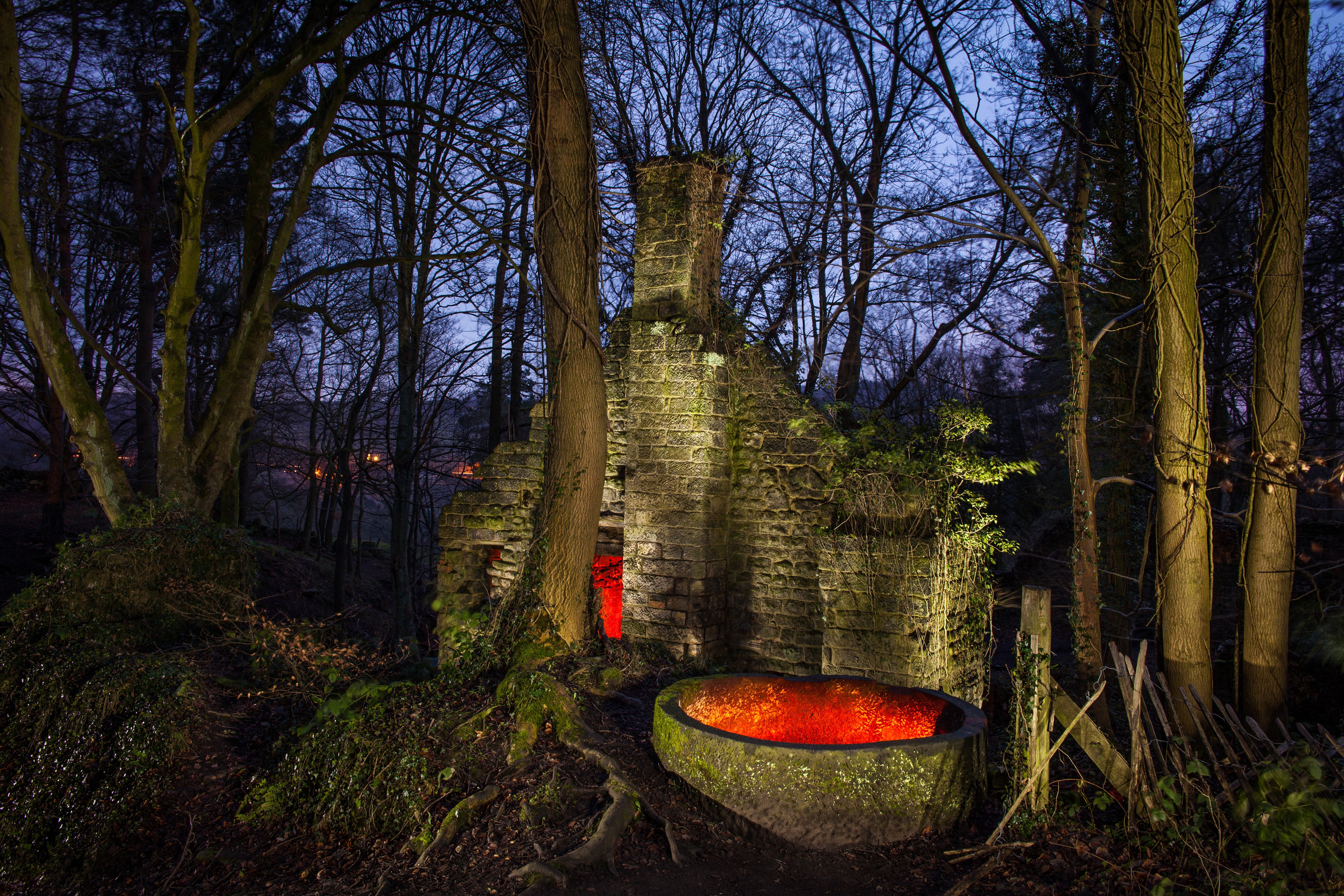 Ruins of Lumsdale Matlock at night HD Wallpaper