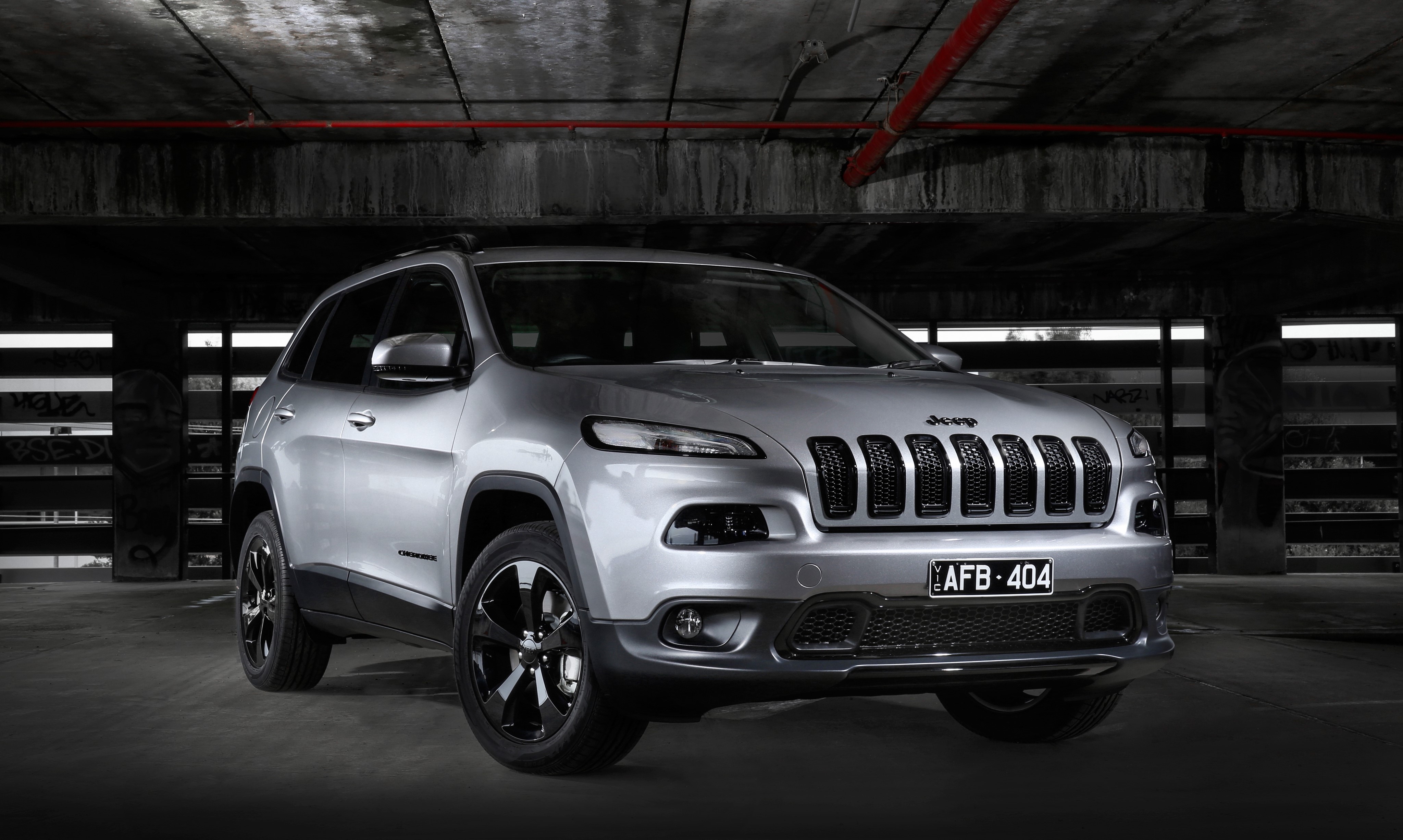 4K 2015 Jeep Cherokee Blackhawk KL HD Wallpaper