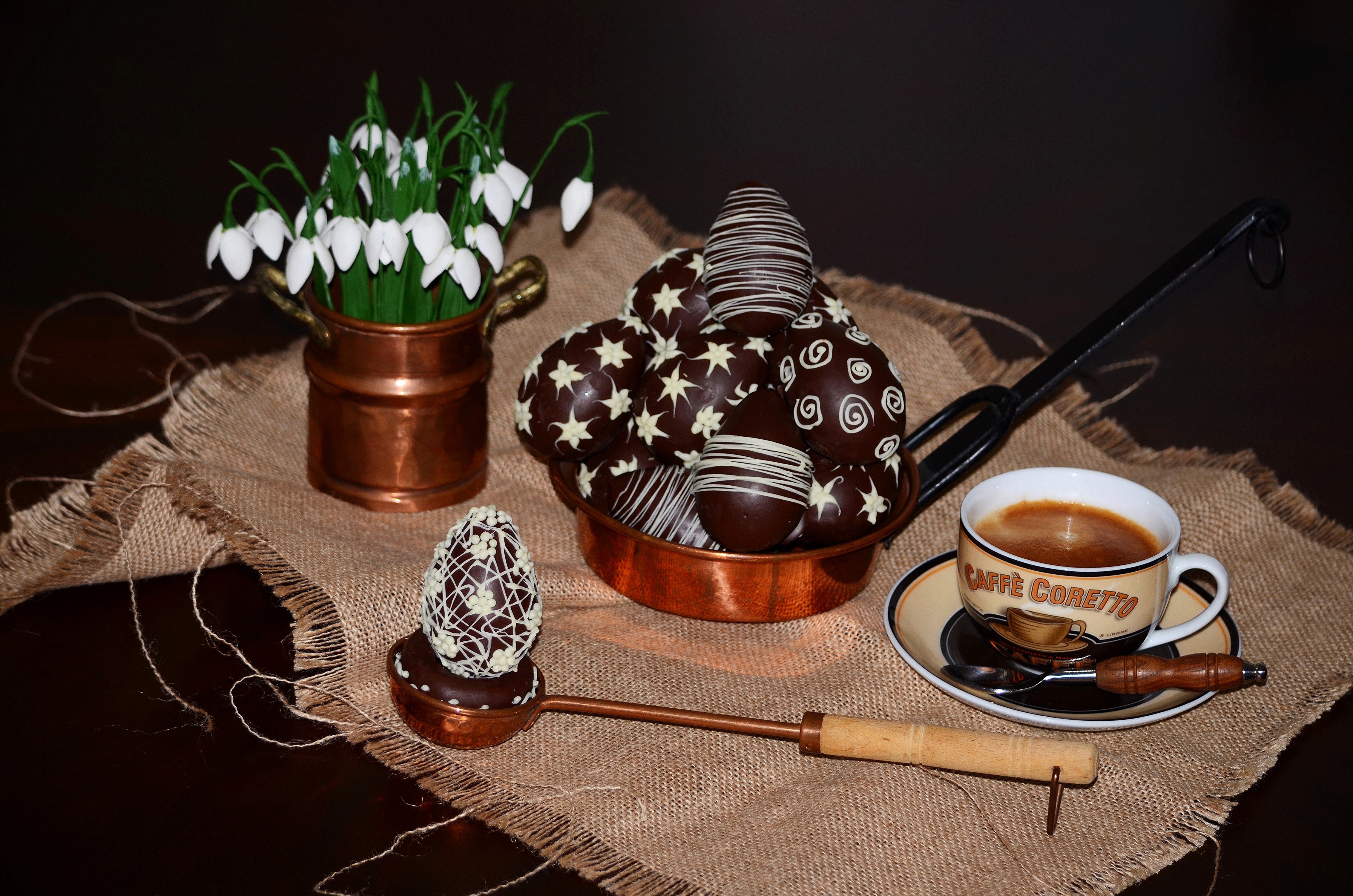 Easter Chocolate Eggs with Snowdrops and Coffee HD Wallpaper
