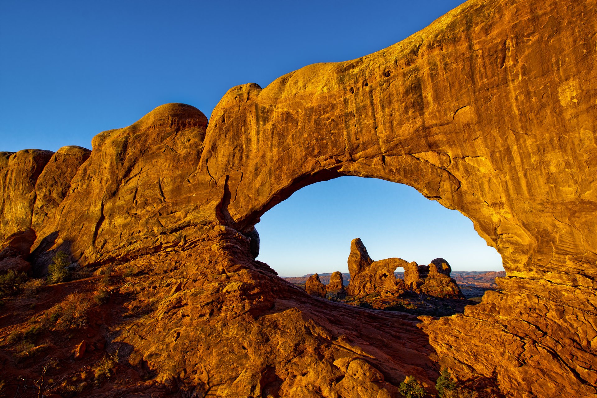 Natural Arch in Arches National Park, USA HD Wallpaper