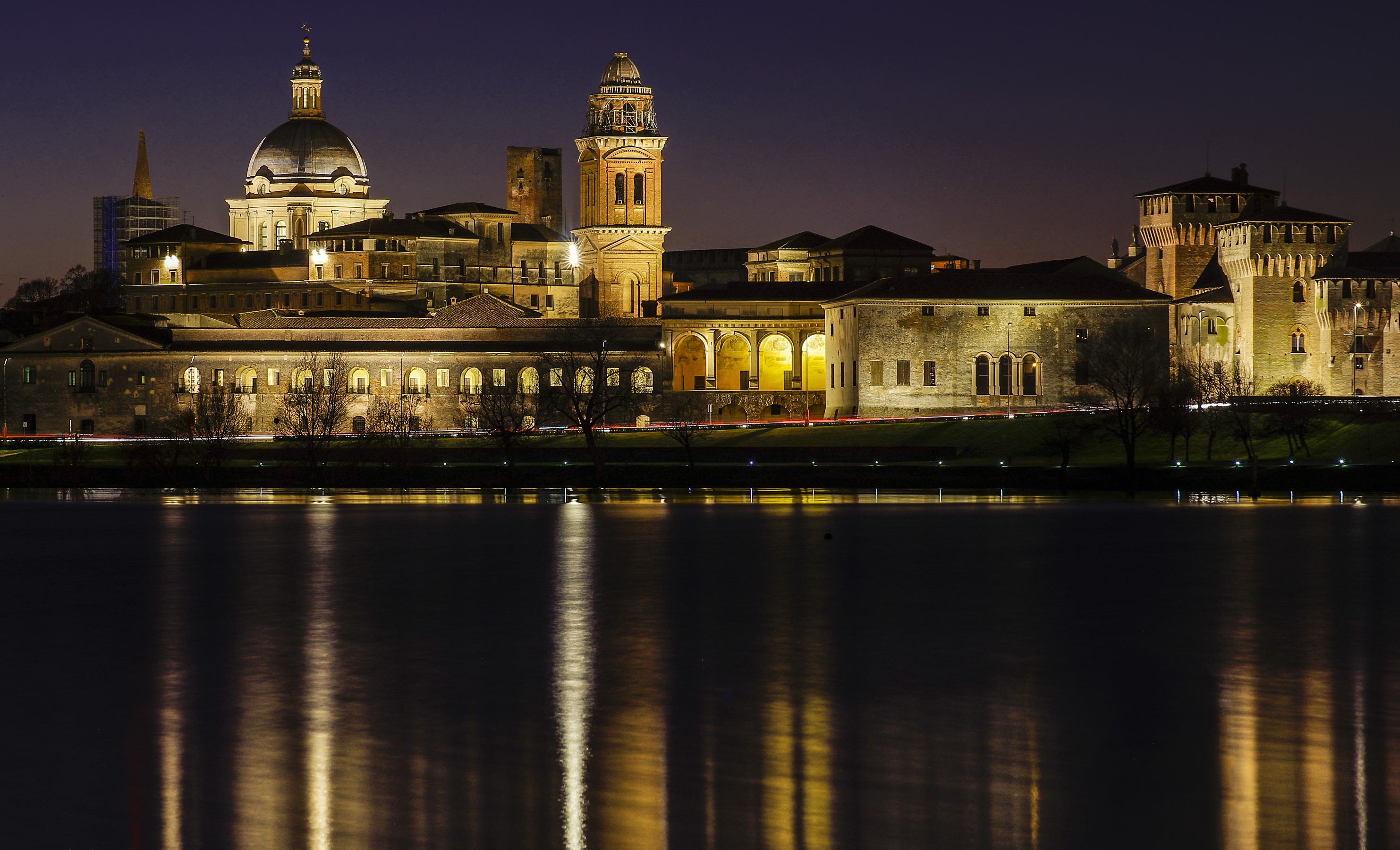 Mantua Lombardy Italy at Night with River Reflections HD Wallpaper