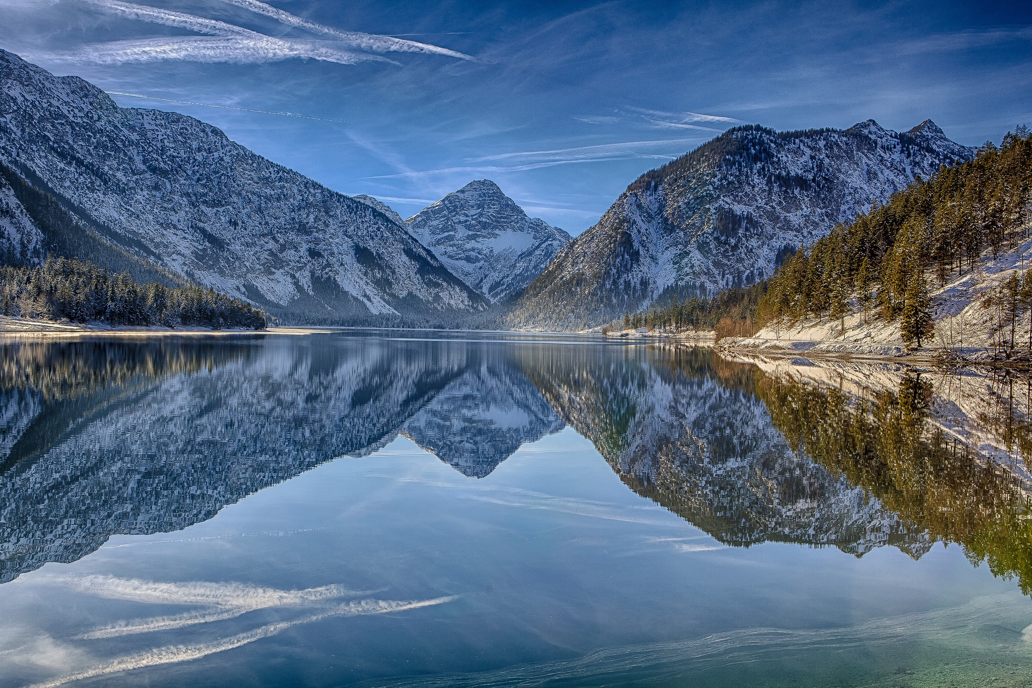 Lake Plansee, Tirol, Austria, Mountains and Lake Scenery HD Wallpaper