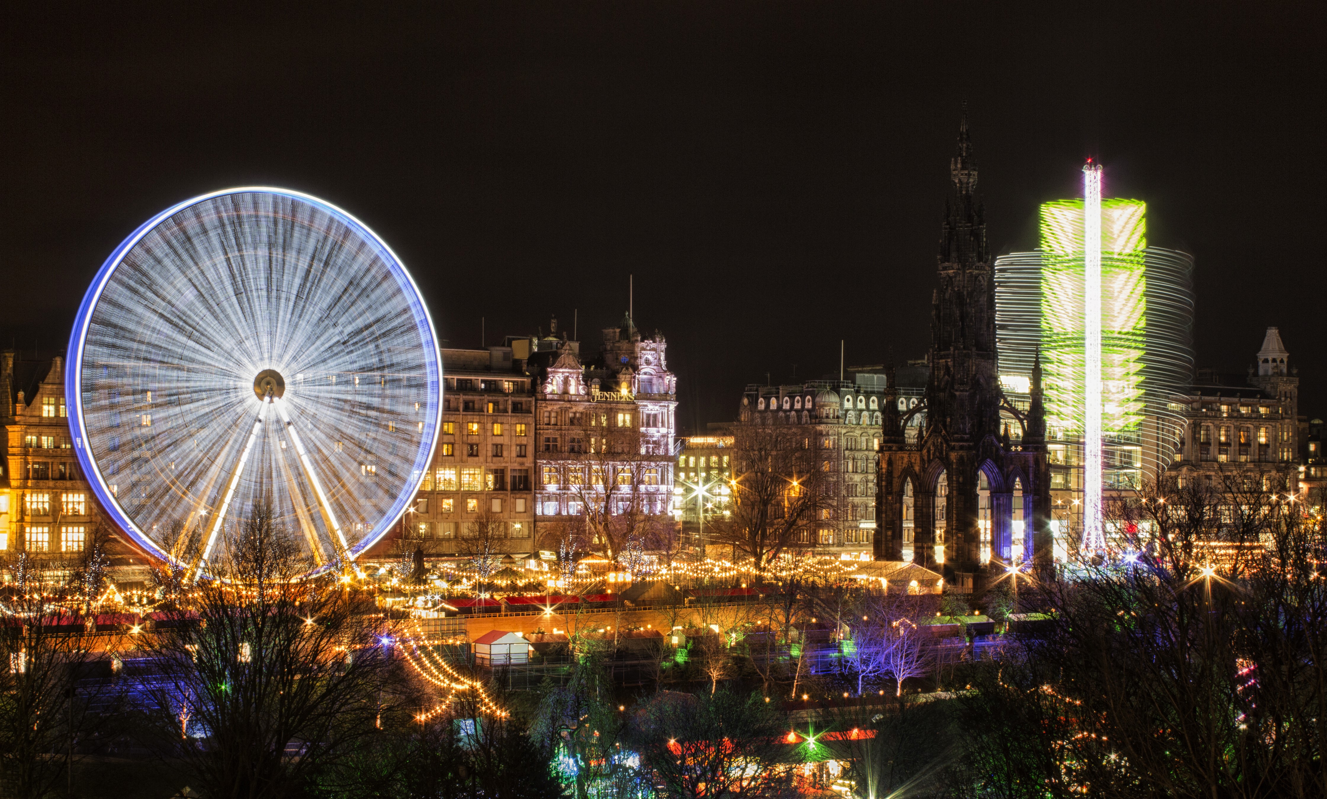 Edinburgh at Night with Ferris Wheel and Christmas Market HD Wallpaper