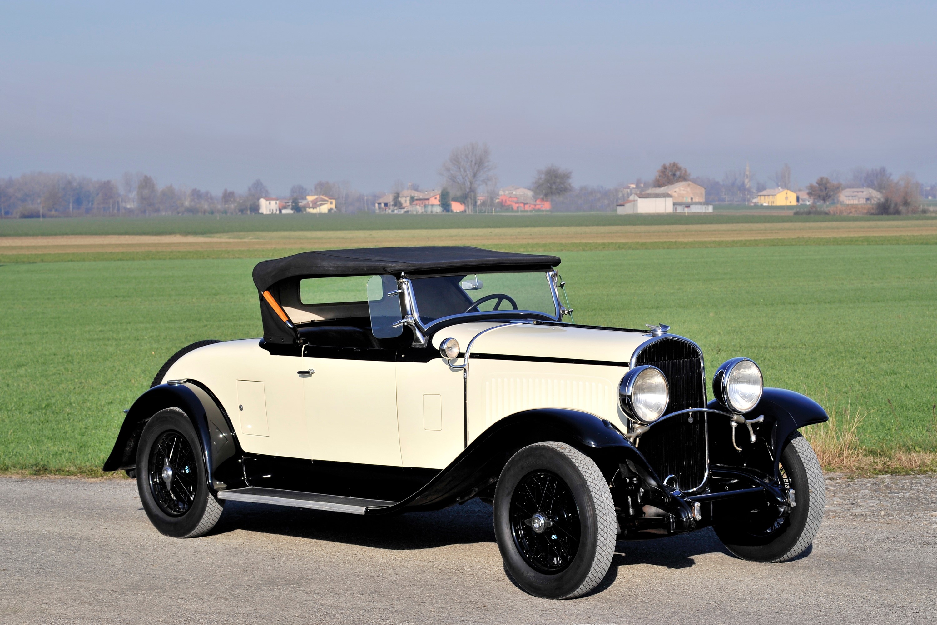 1929 Chrysler Series 75 Roadster HD Wallpaper