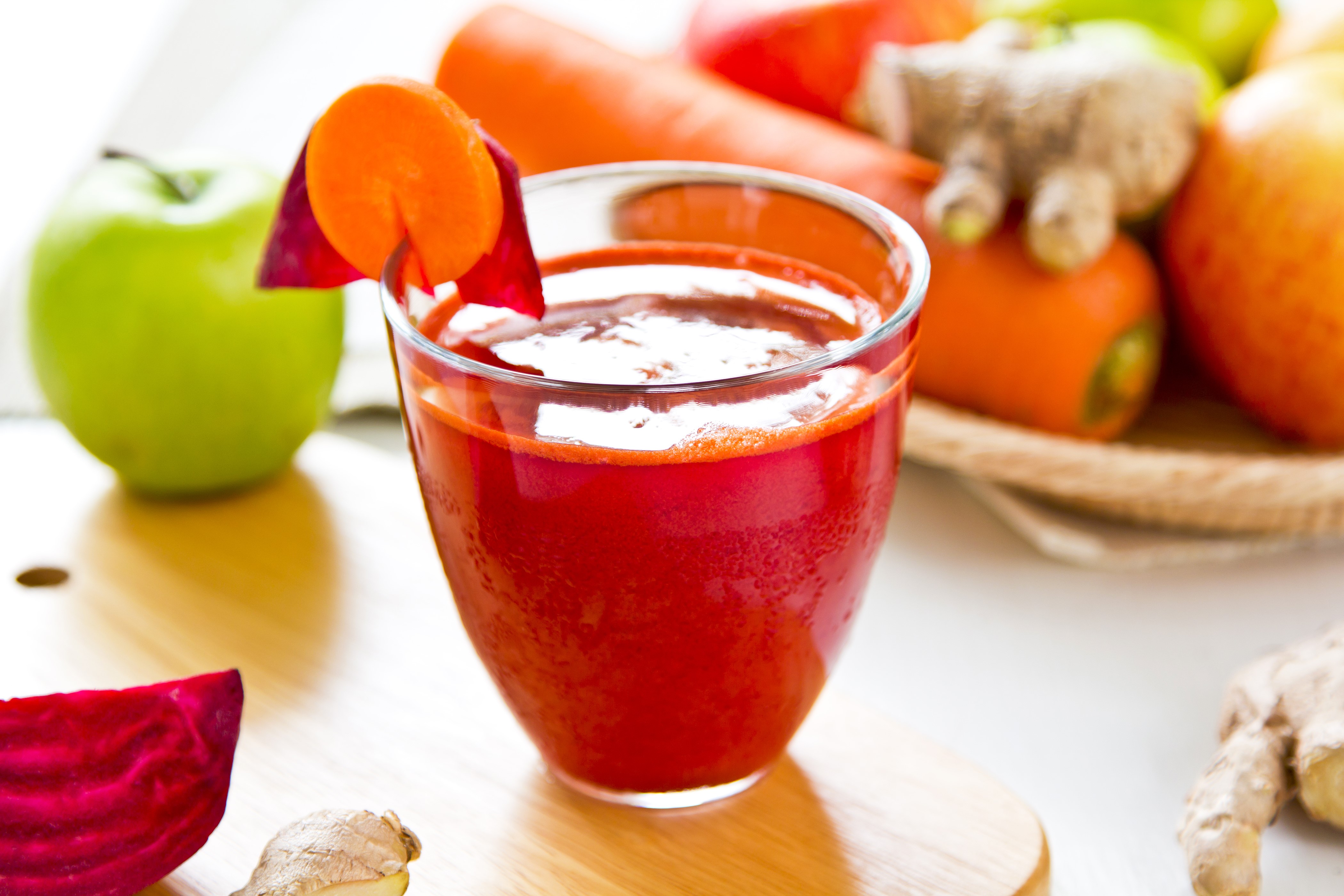 4K Juice in Highball Glass with Ingredients HD Wallpaper