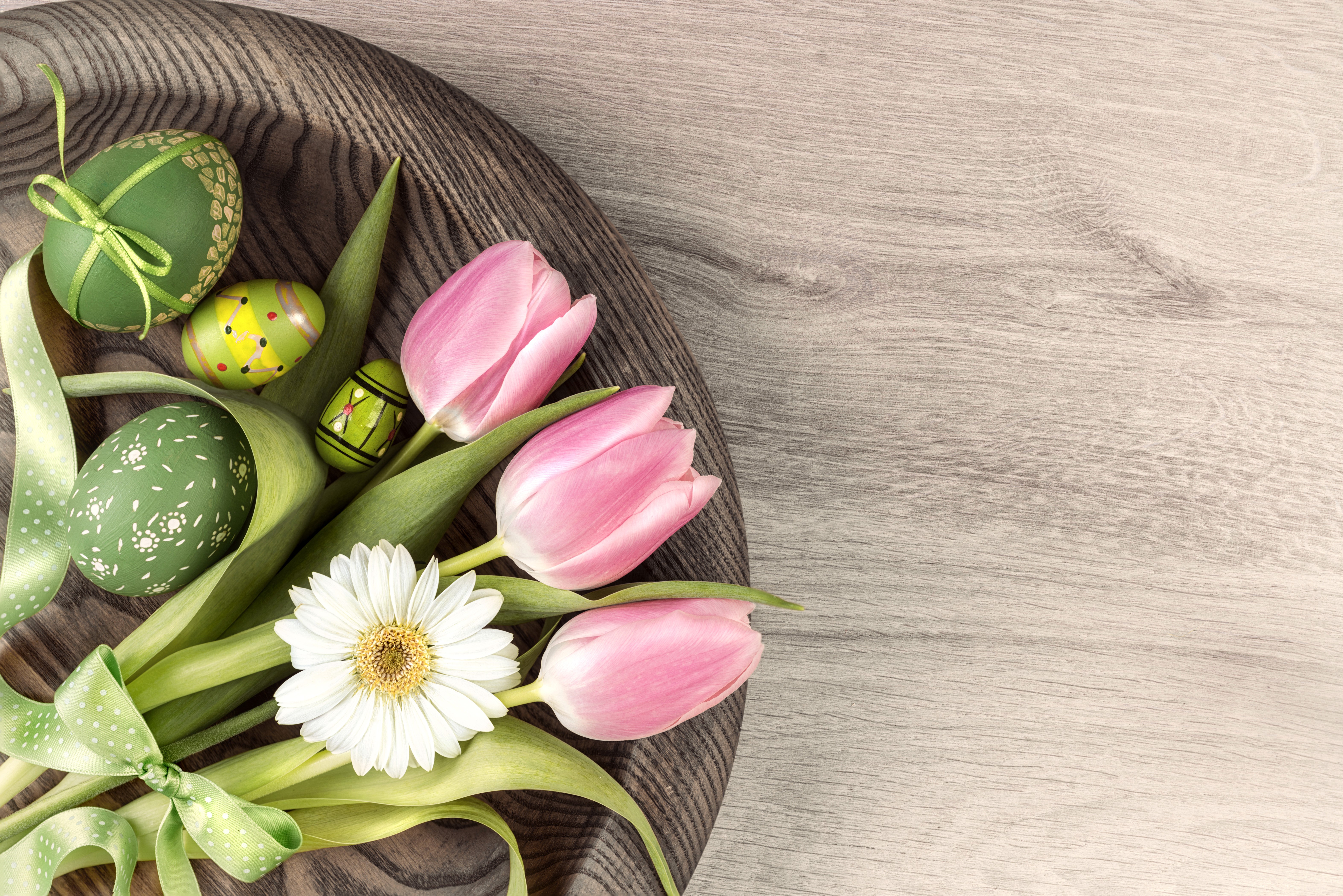 Easter Tulips and Eggs on Wooden Tray HD Wallpaper