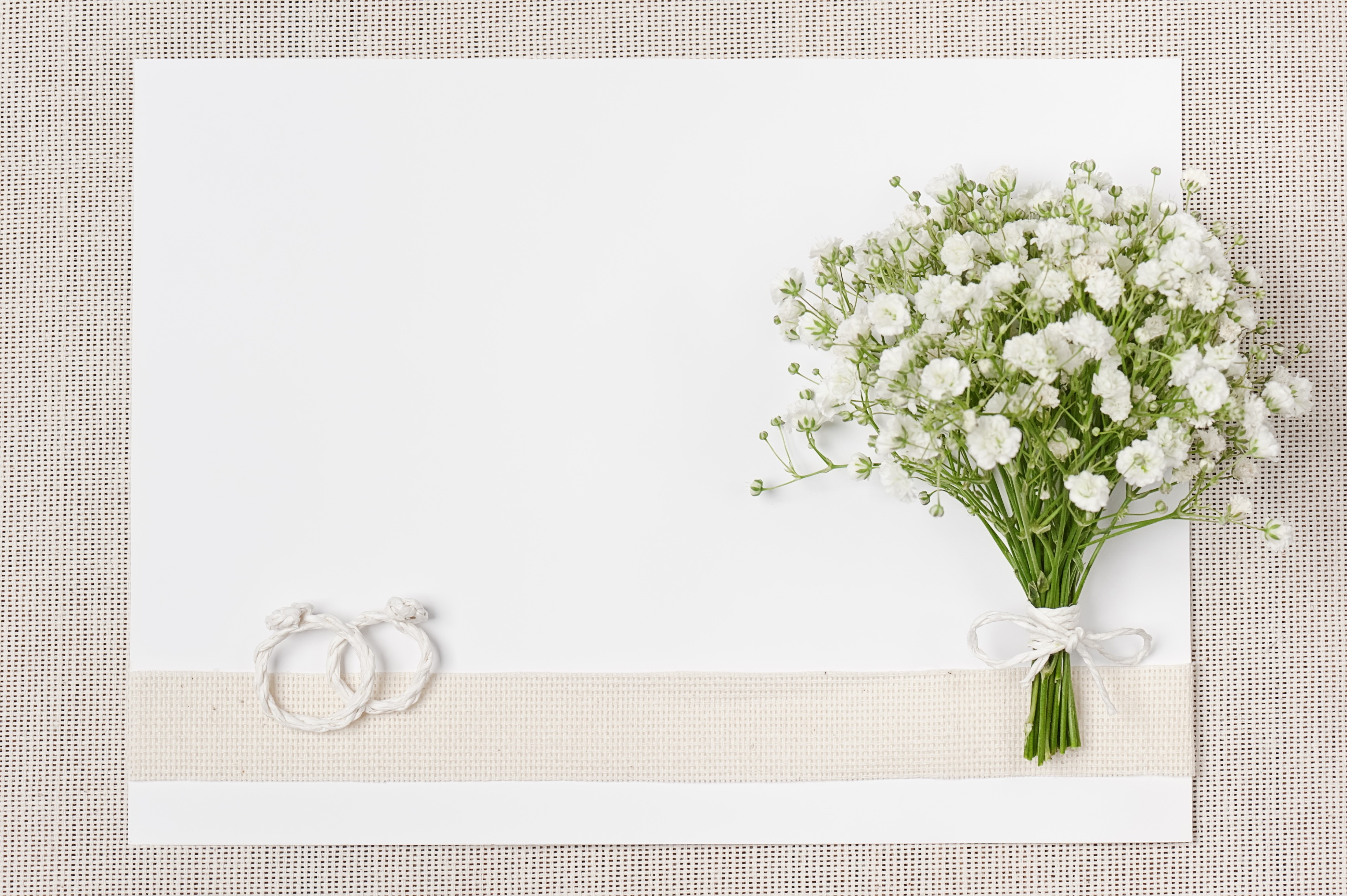 Wedding invitation template with baby's breath bouquet and rings HD Wallpaper