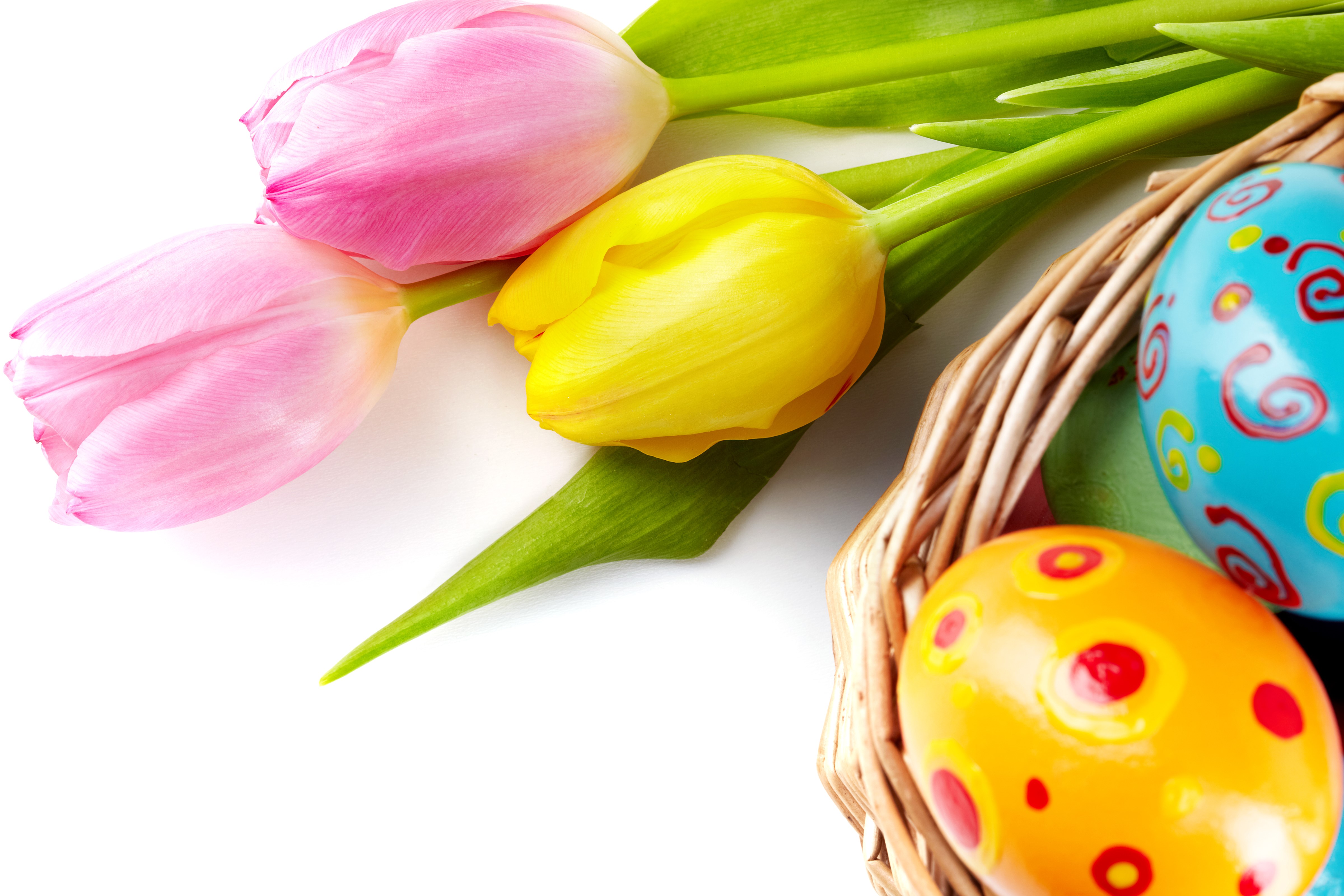 4K Easter Tulips and Eggs in a Basket HD Wallpaper