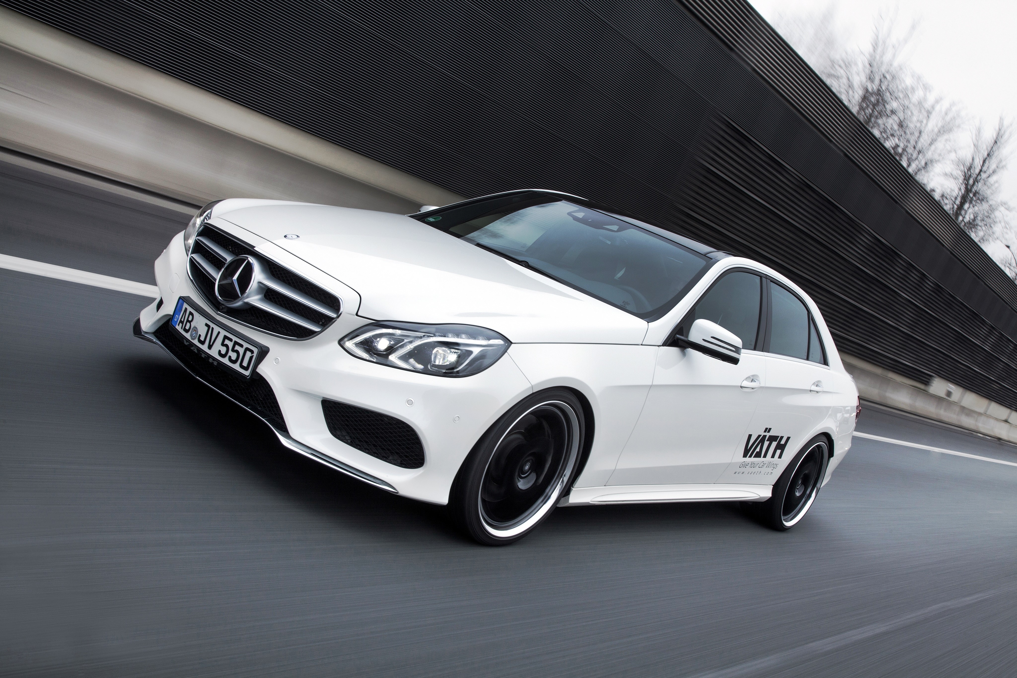 4K White VATH E-Klasse V50 RS W212 Mercedes-Benz HD Wallpaper