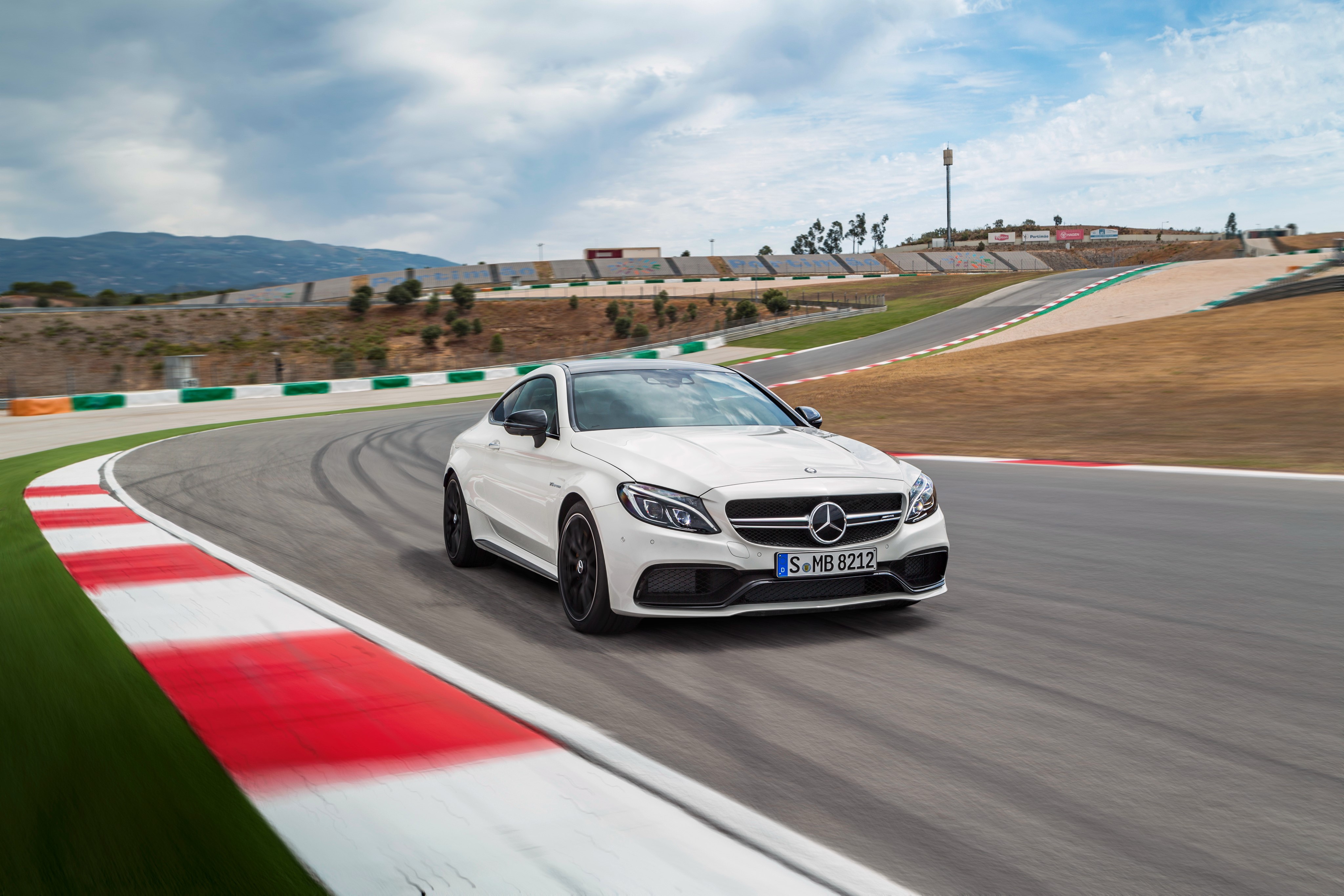 4K White 2015 Mercedes-Benz AMG C-class Coupe C205 on Track HD Wallpaper