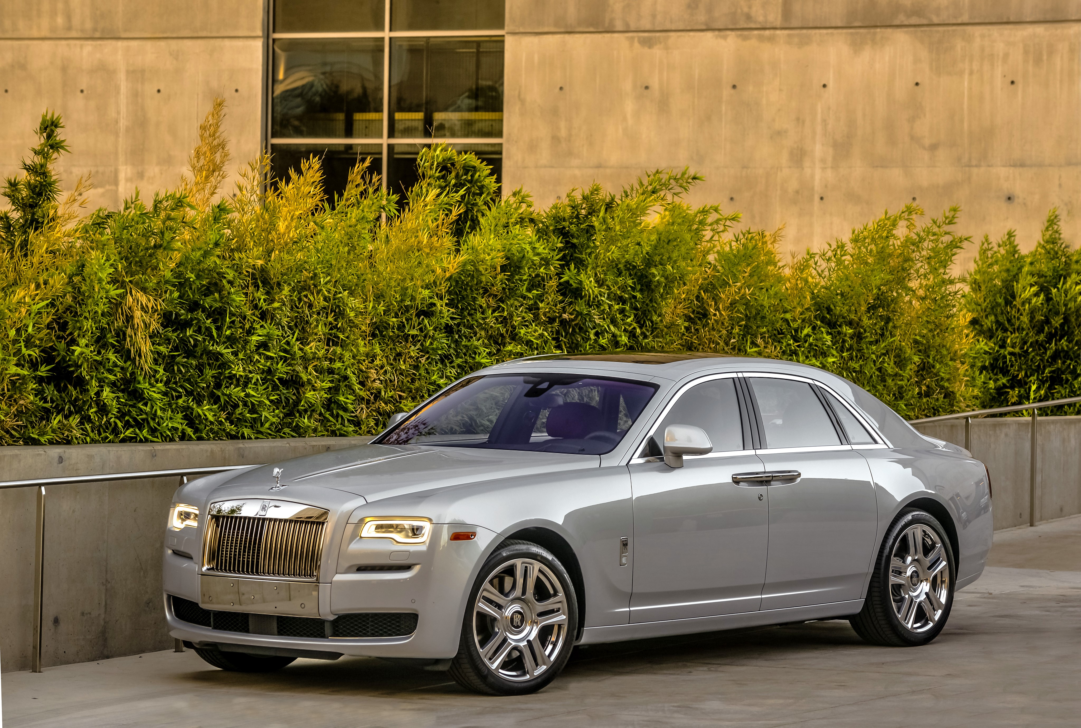 4K 2015 Rolls-Royce Ghost Metallic Luxury HD Wallpaper