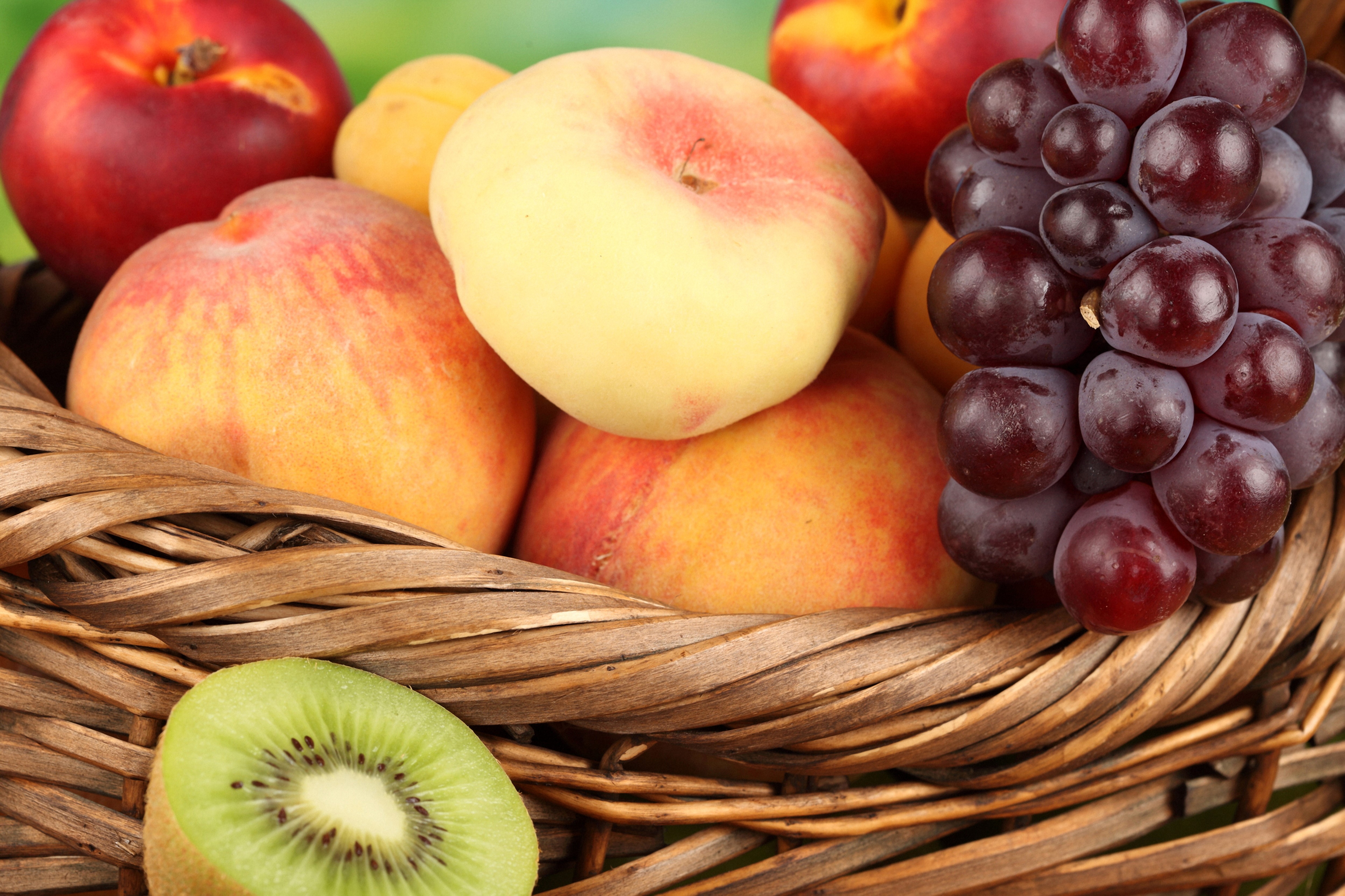 4K Fruit Basket with Peaches, Grapes, and Kiwi HD Wallpaper