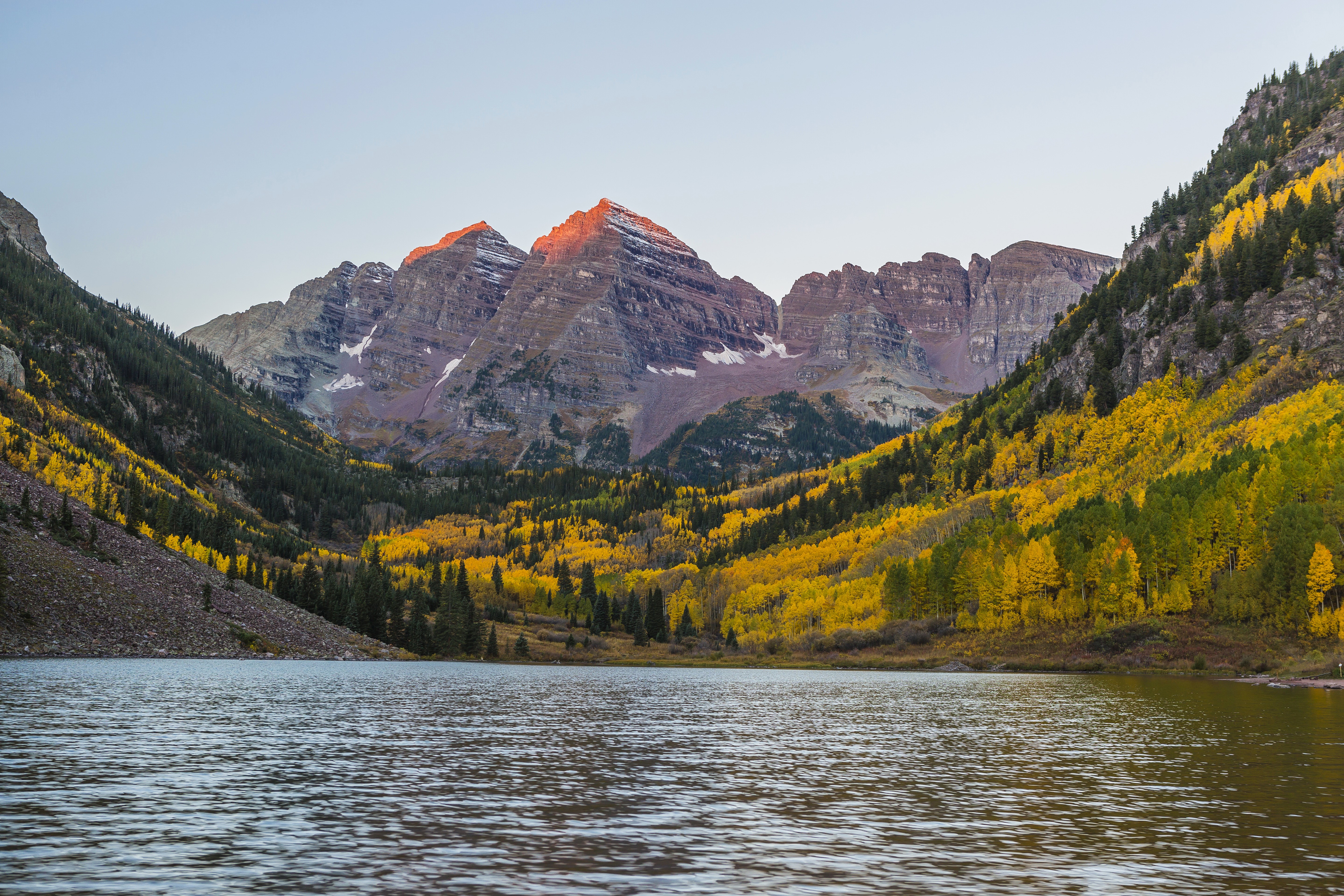 Maroon Bells Mountains and Lake in Autumn, Colorado HD Wallpaper