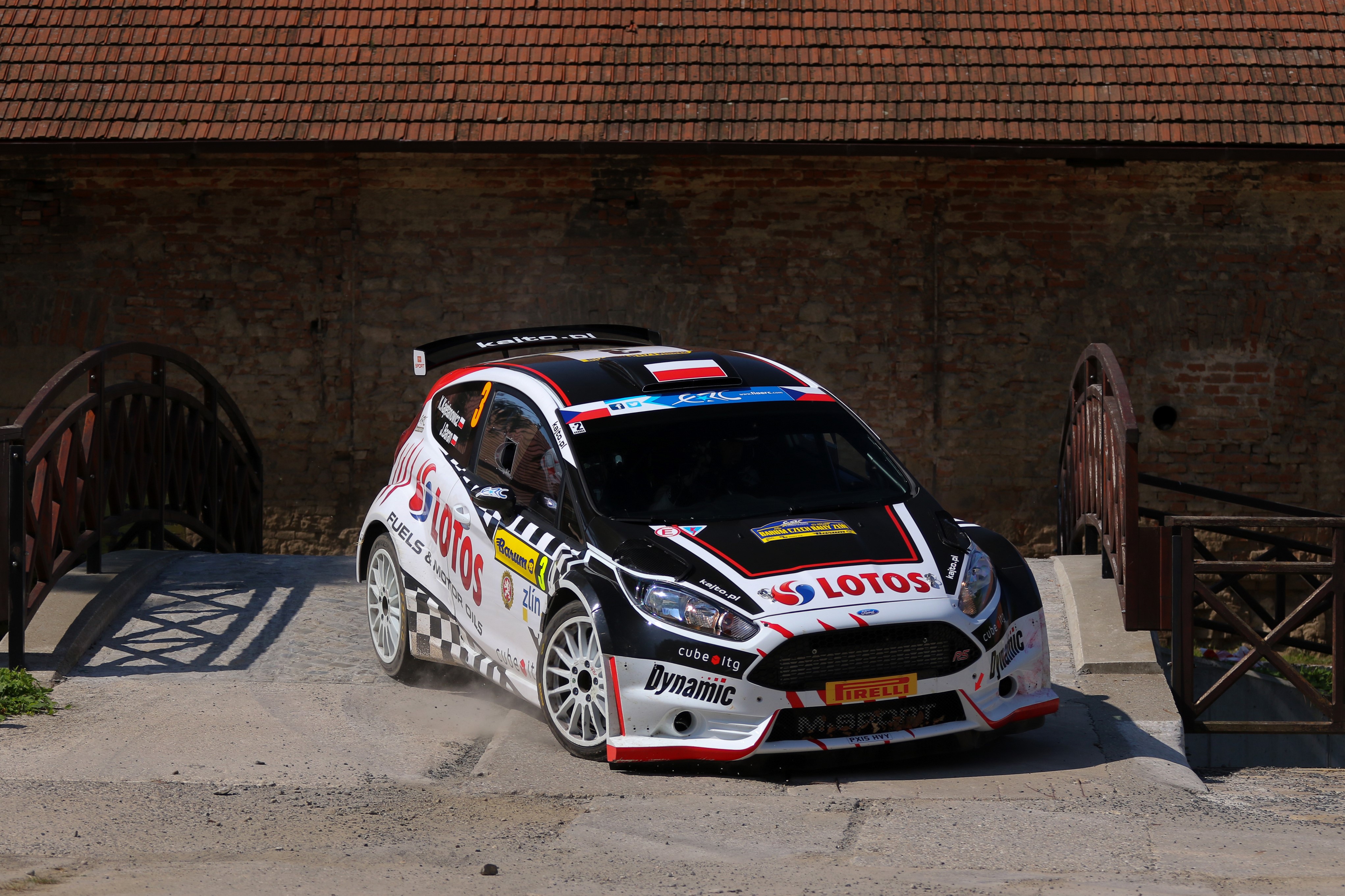 Ford Fiesta R5 rally car HD Wallpaper