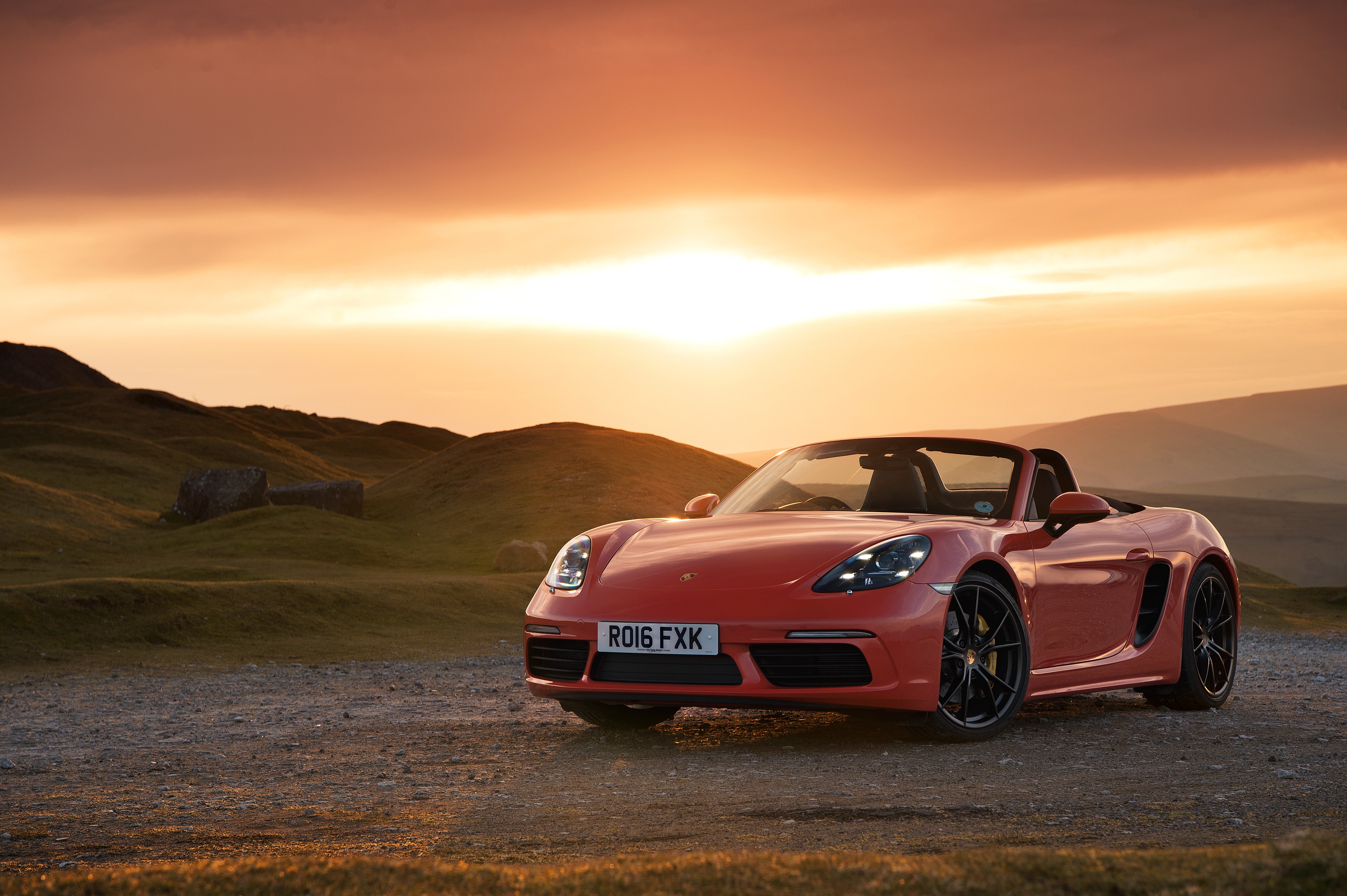 4K 2016 Porsche 718 Boxster Cabriolet at Sunset HD Wallpaper