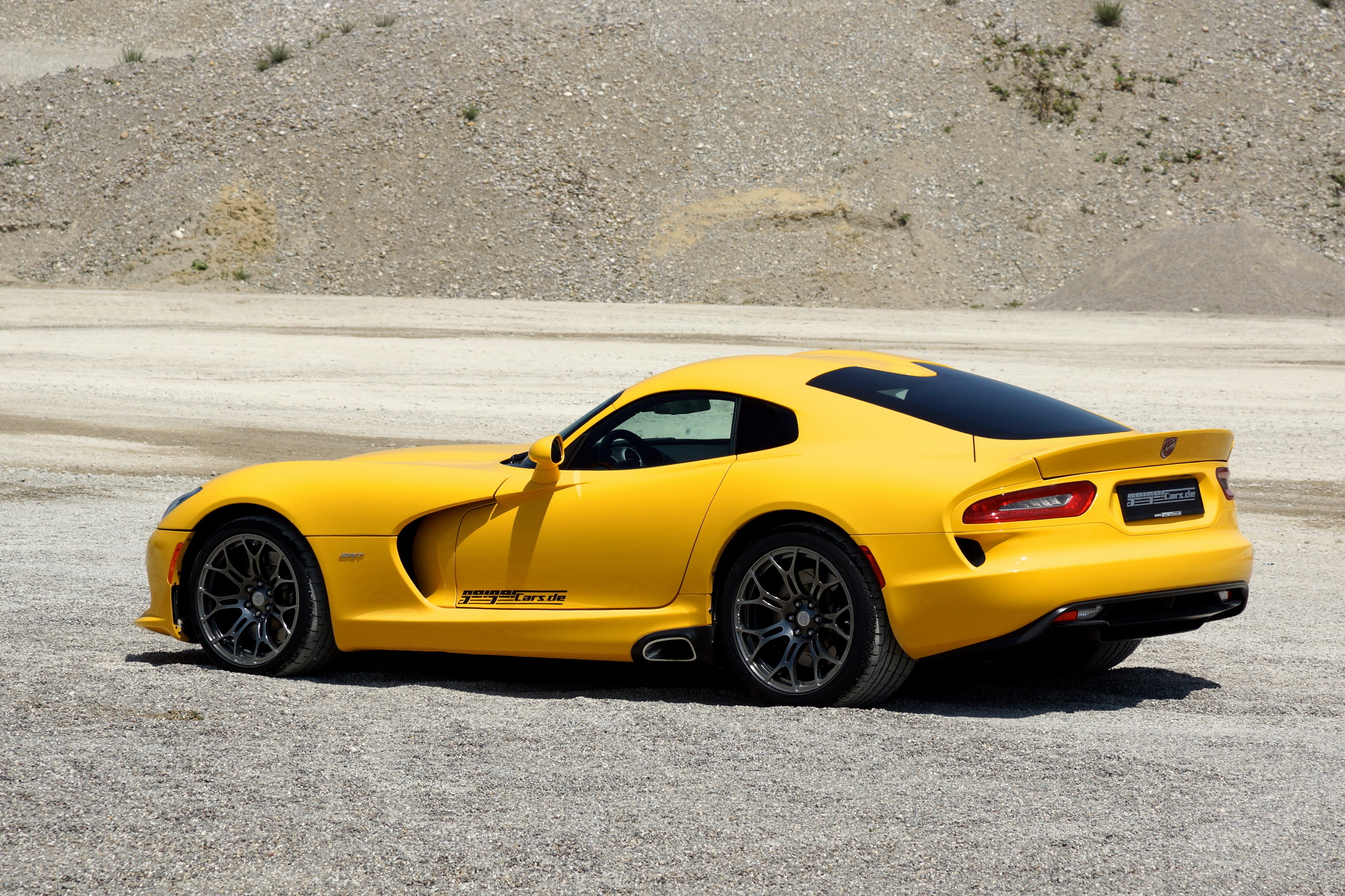 4K 2013 Geiger SRT Viper Dodge Yellow HD Wallpaper