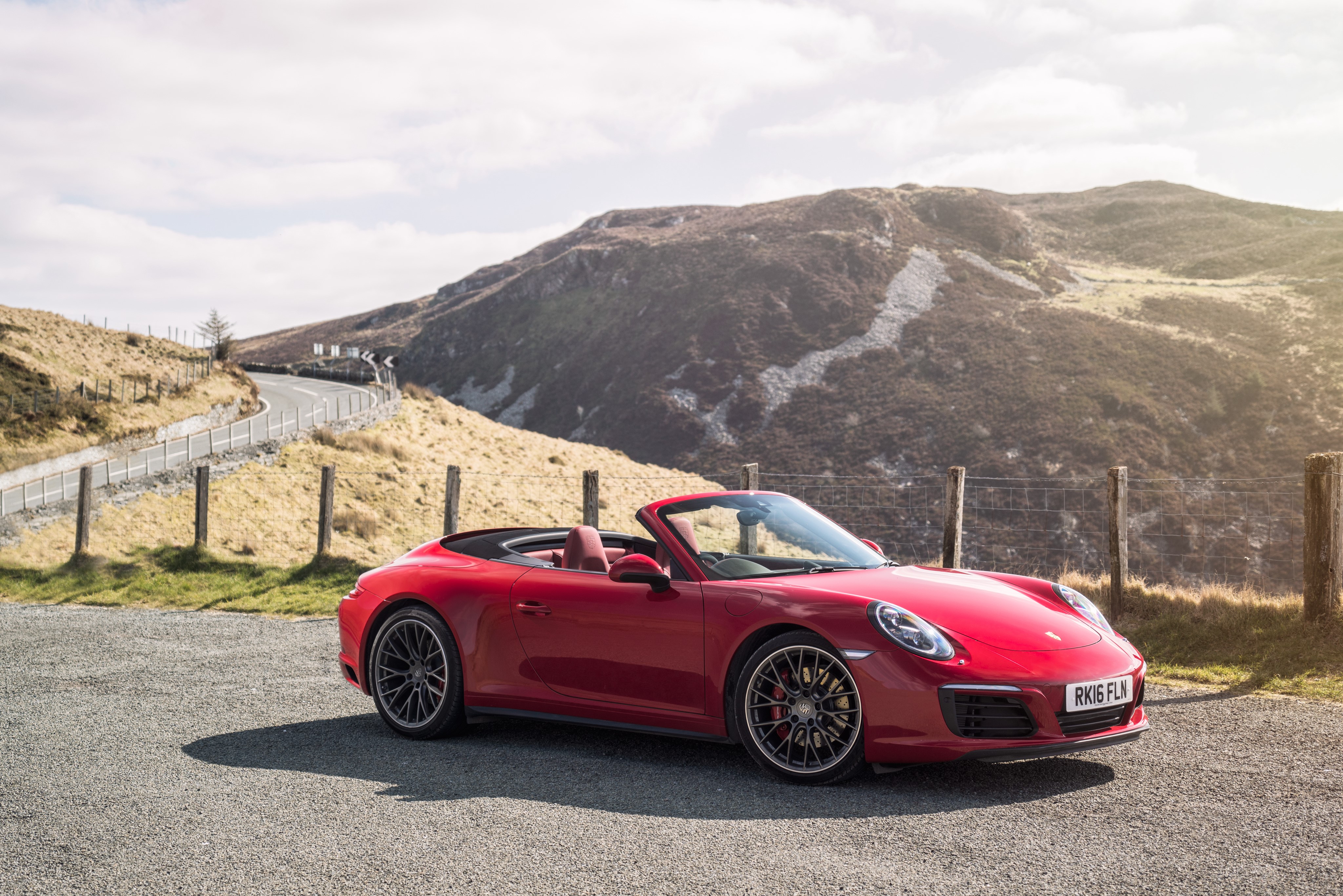 2016 Porsche 911 Carrera 4S Metallic Cabriolet HD Wallpaper