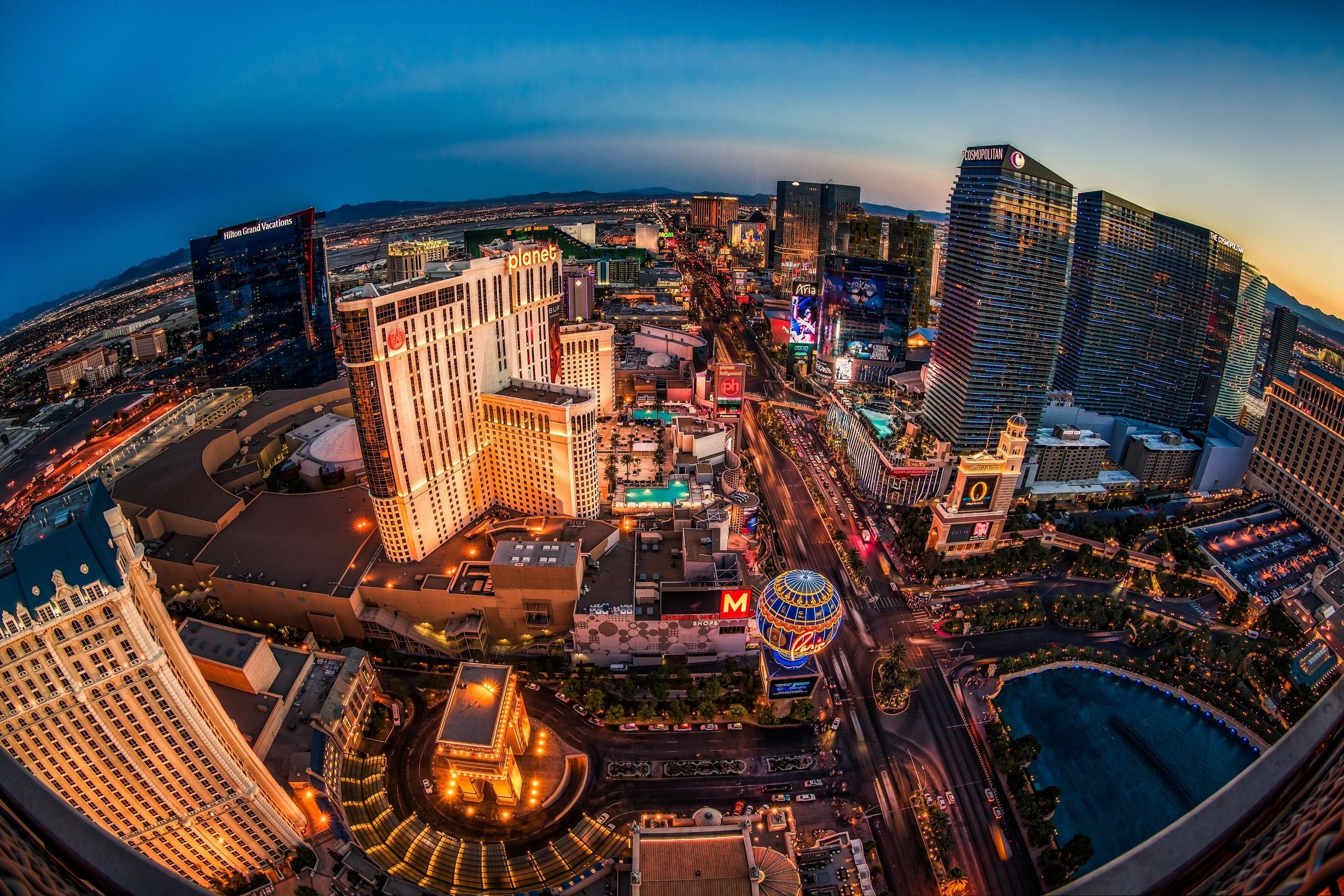 Las Vegas Strip at dusk from above HD Wallpaper