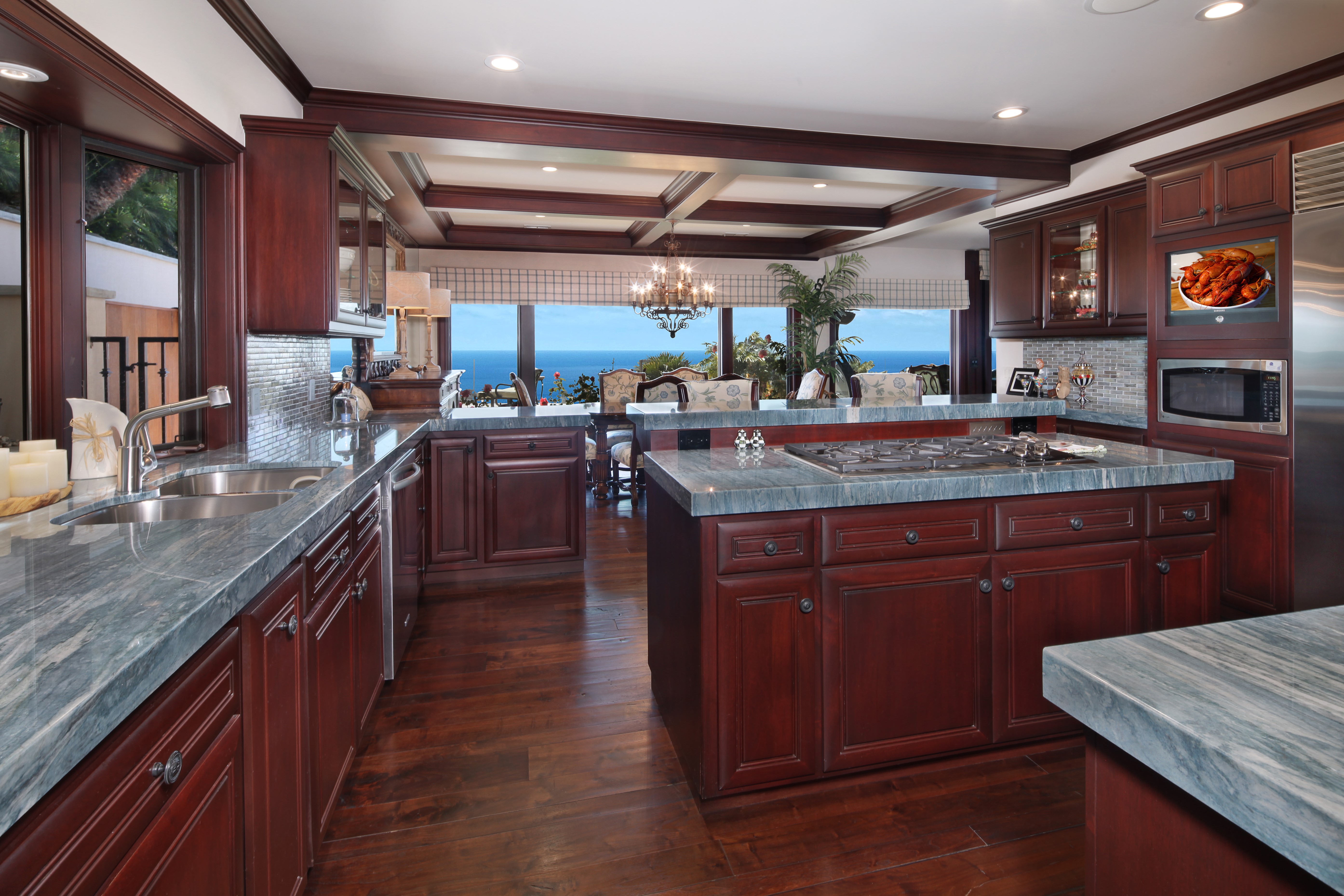 Kitchen with ocean view HD Wallpaper