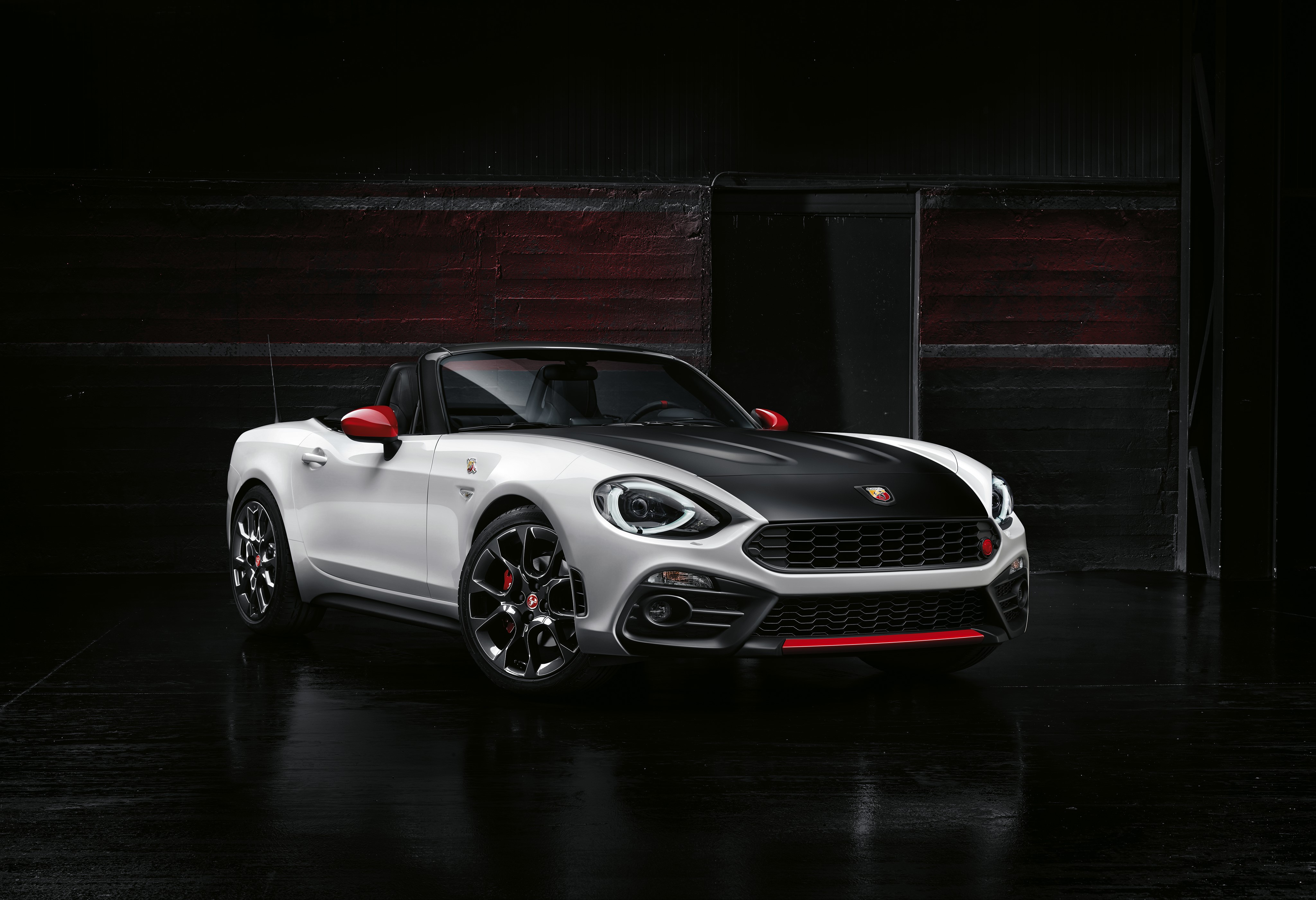 White Abarth Fiat 124 Spider Cabriolet HD Wallpaper