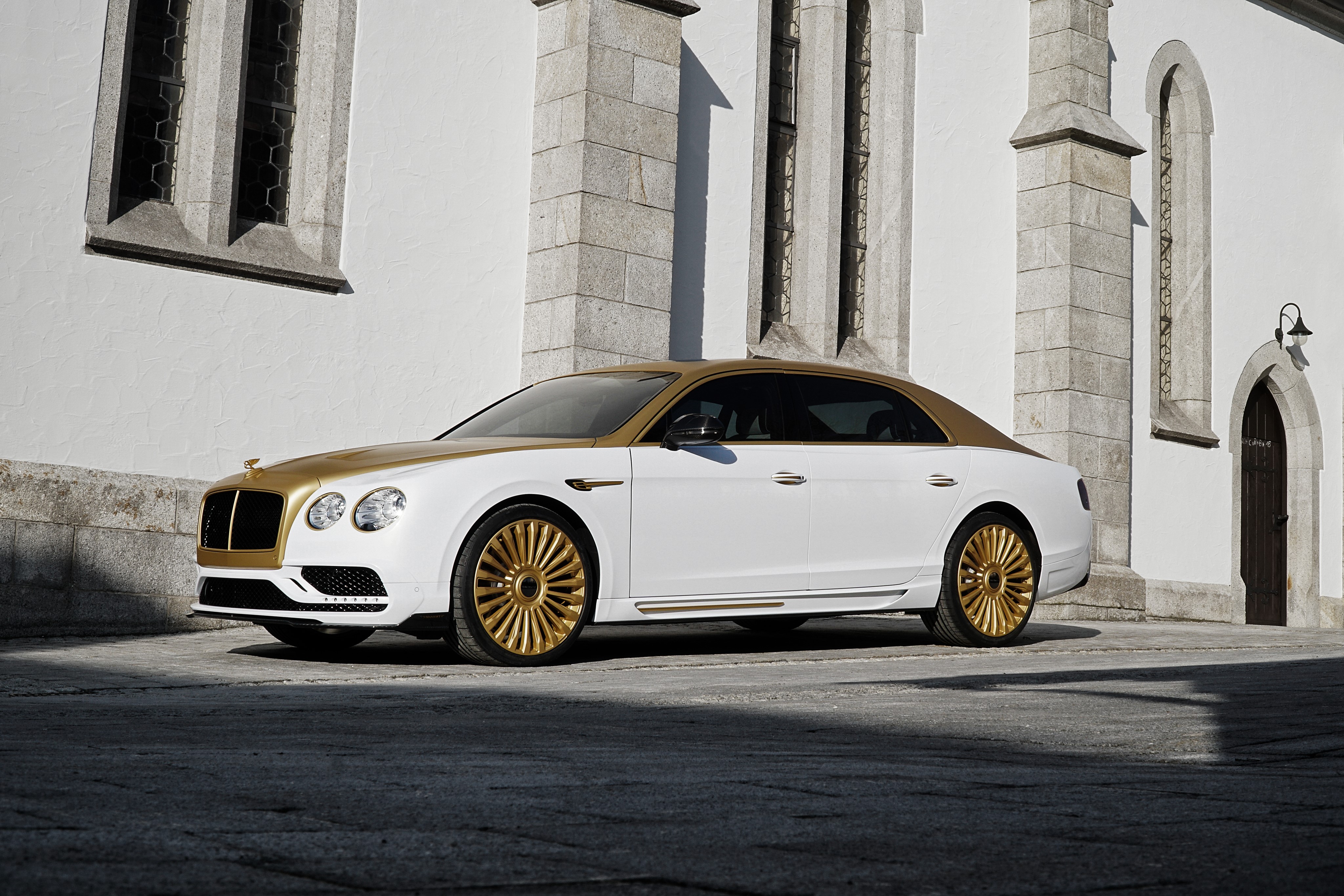 White Bentley Flying Spur with Gold Accents HD Wallpaper