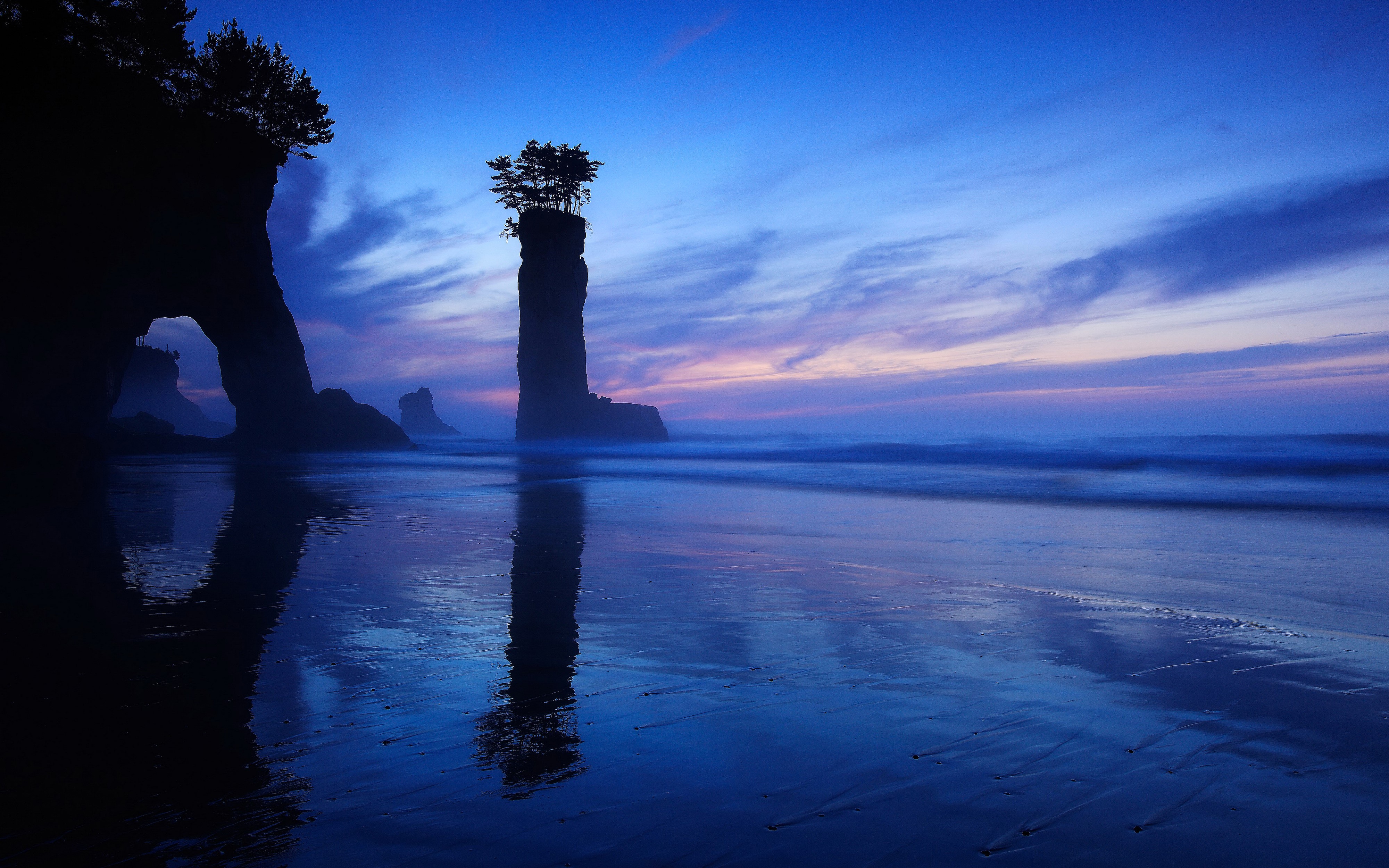 4K Sea Island Sky Night Crag HD Wallpaper