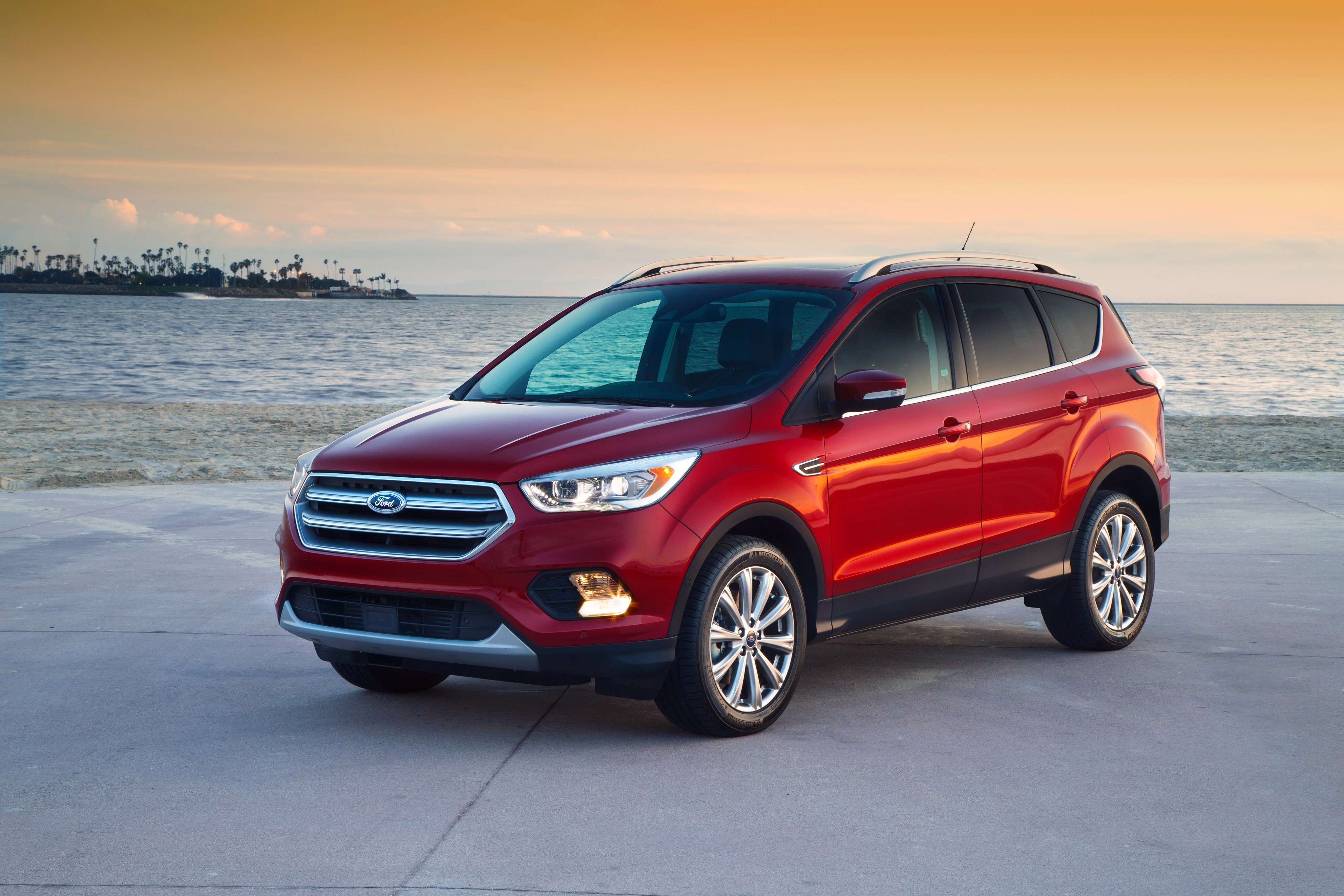 4K 2017 Ford Escape Titanium on Coast HD Wallpaper