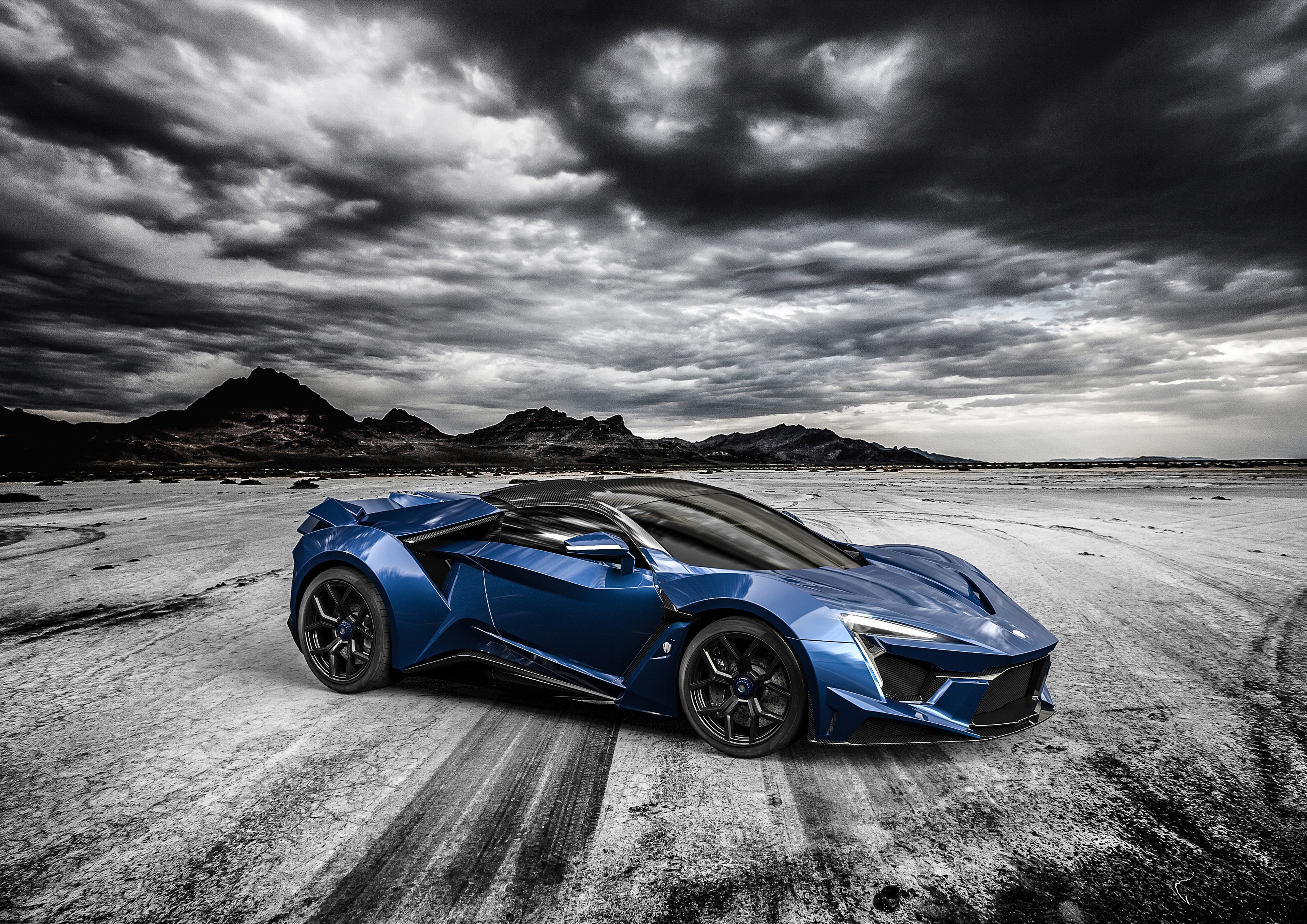 4K Blue Fenyr SuperSport car in desert landscape HD Wallpaper