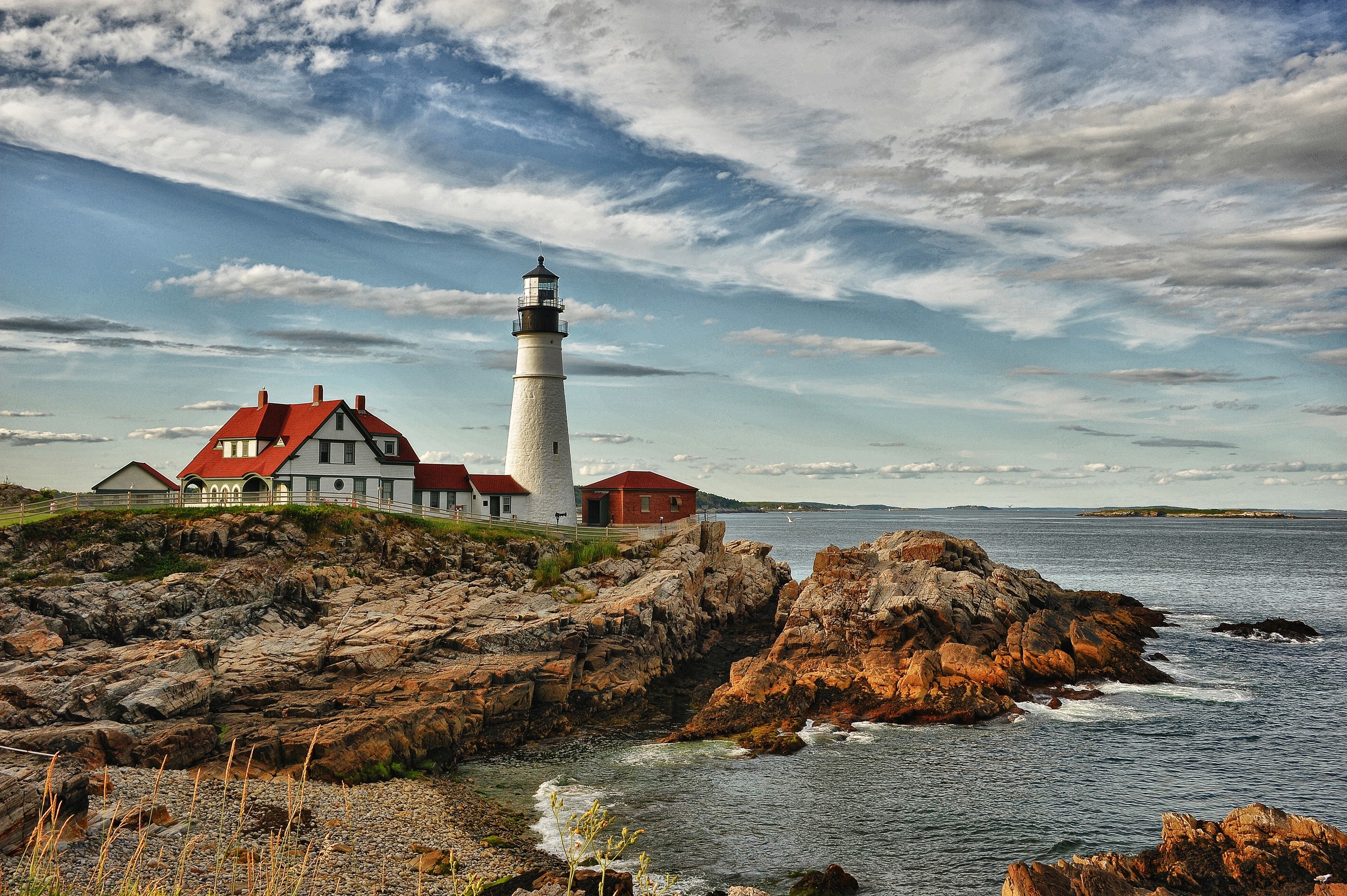 Portland Head Light Lighthouse and rocky coast HD Wallpaper