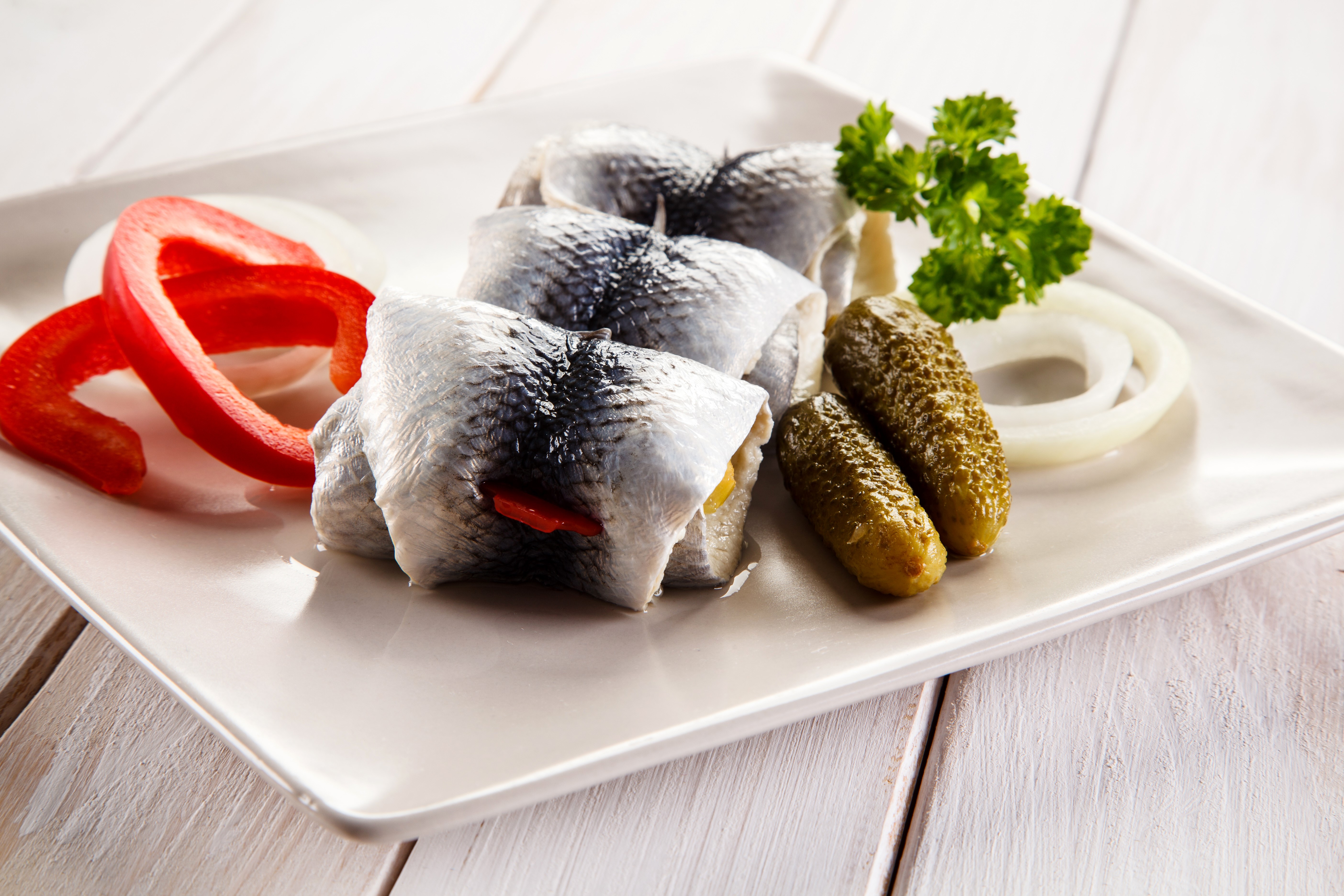 Herring rolls with pickles and bell pepper HD Wallpaper