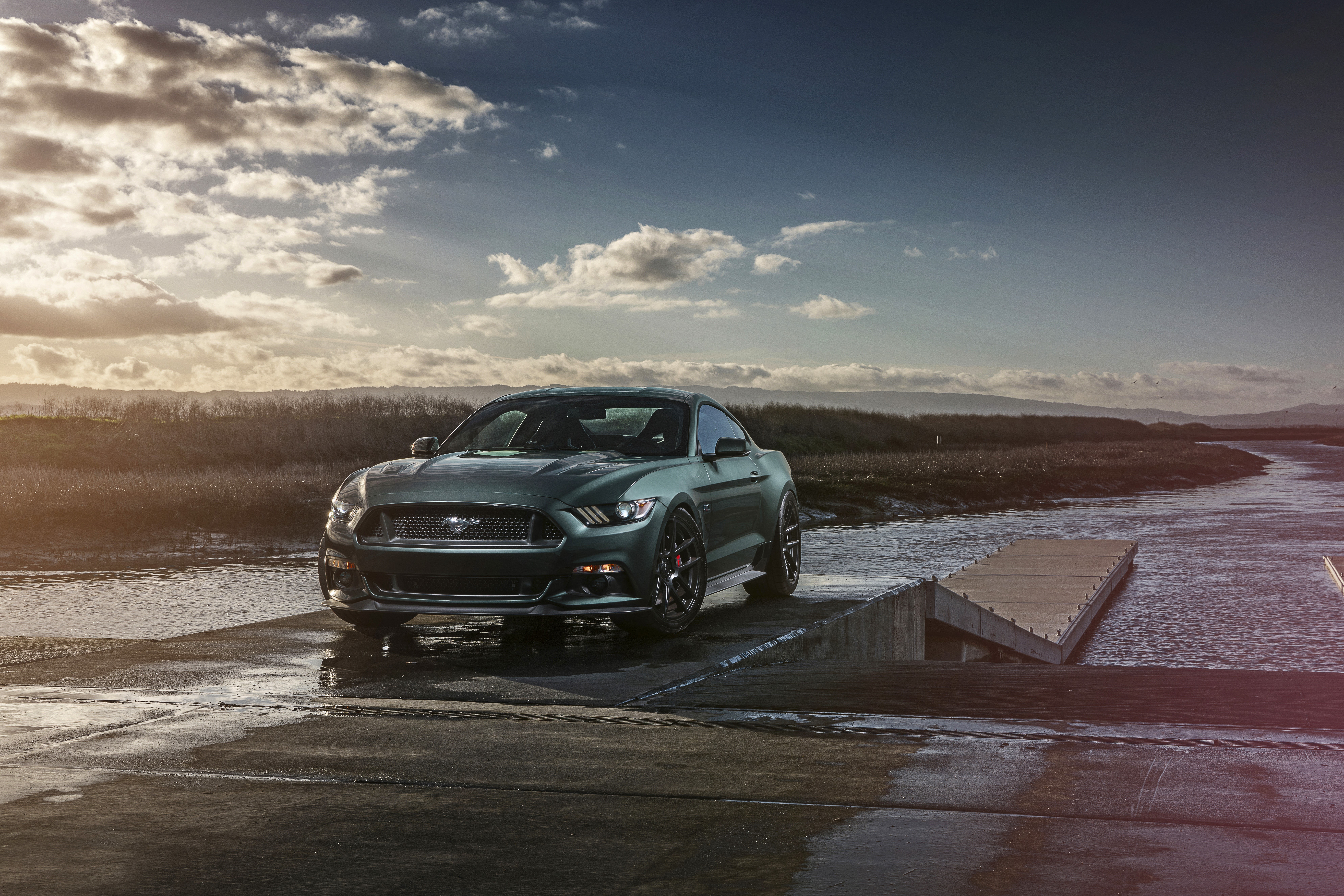 Ford Mustang GT on a dock HD Wallpaper