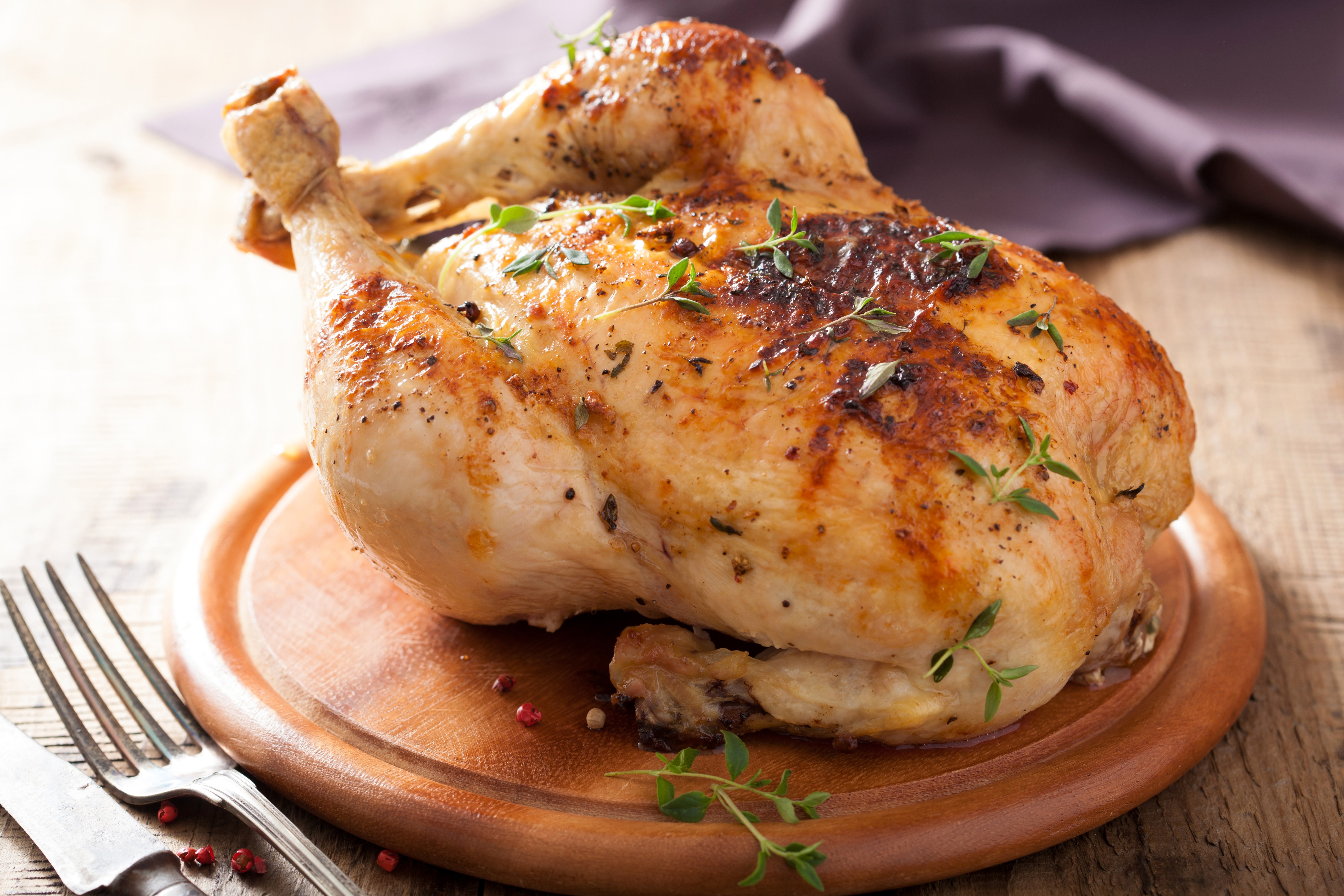 Roast Chicken on a Wooden Board HD Wallpaper
