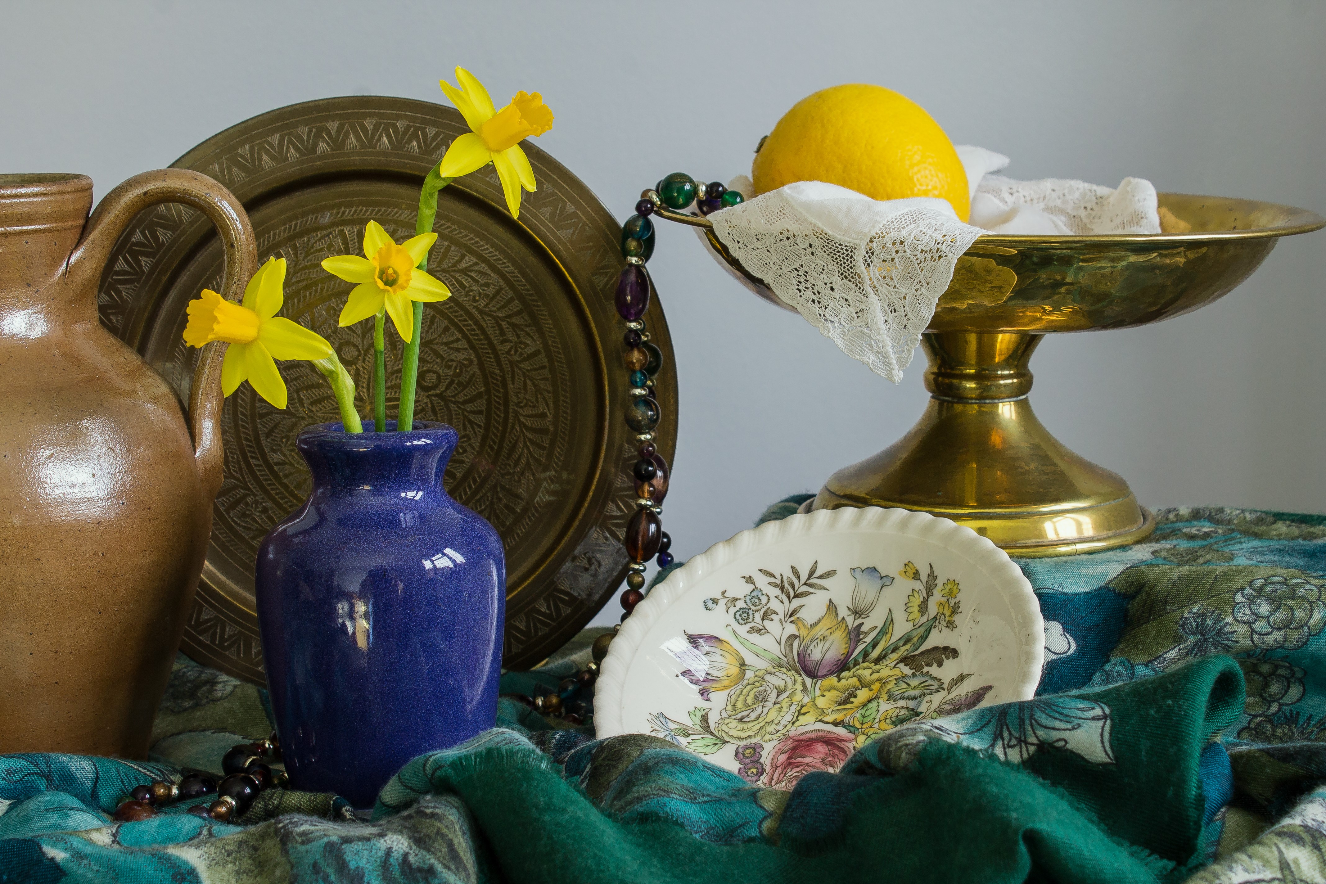 Still-life with Daffodils in a Blue Vase HD Wallpaper