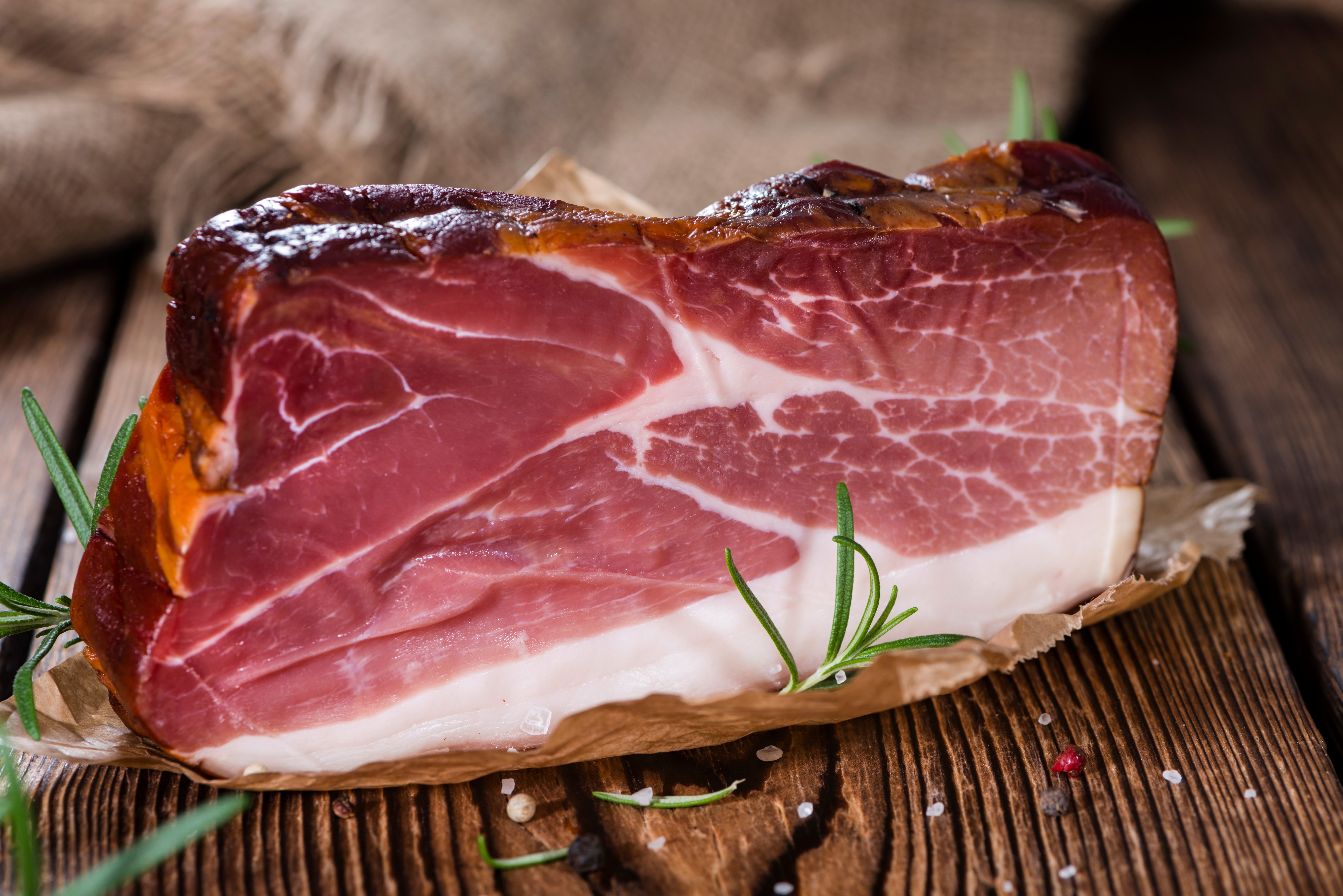 Smoked Ham with Rosemary and Spices HD Wallpaper