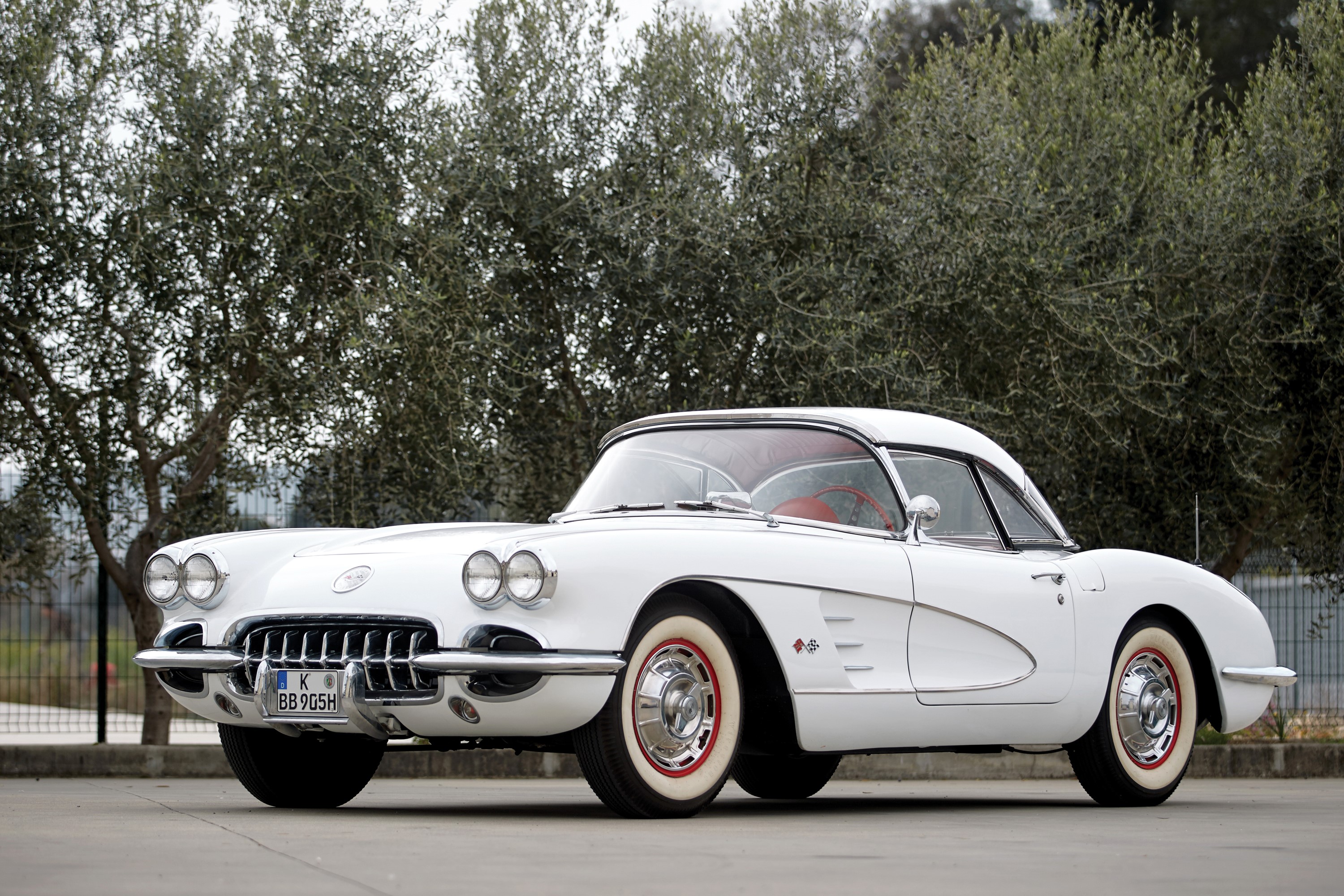 1960 Chevrolet Corvette HD Wallpaper