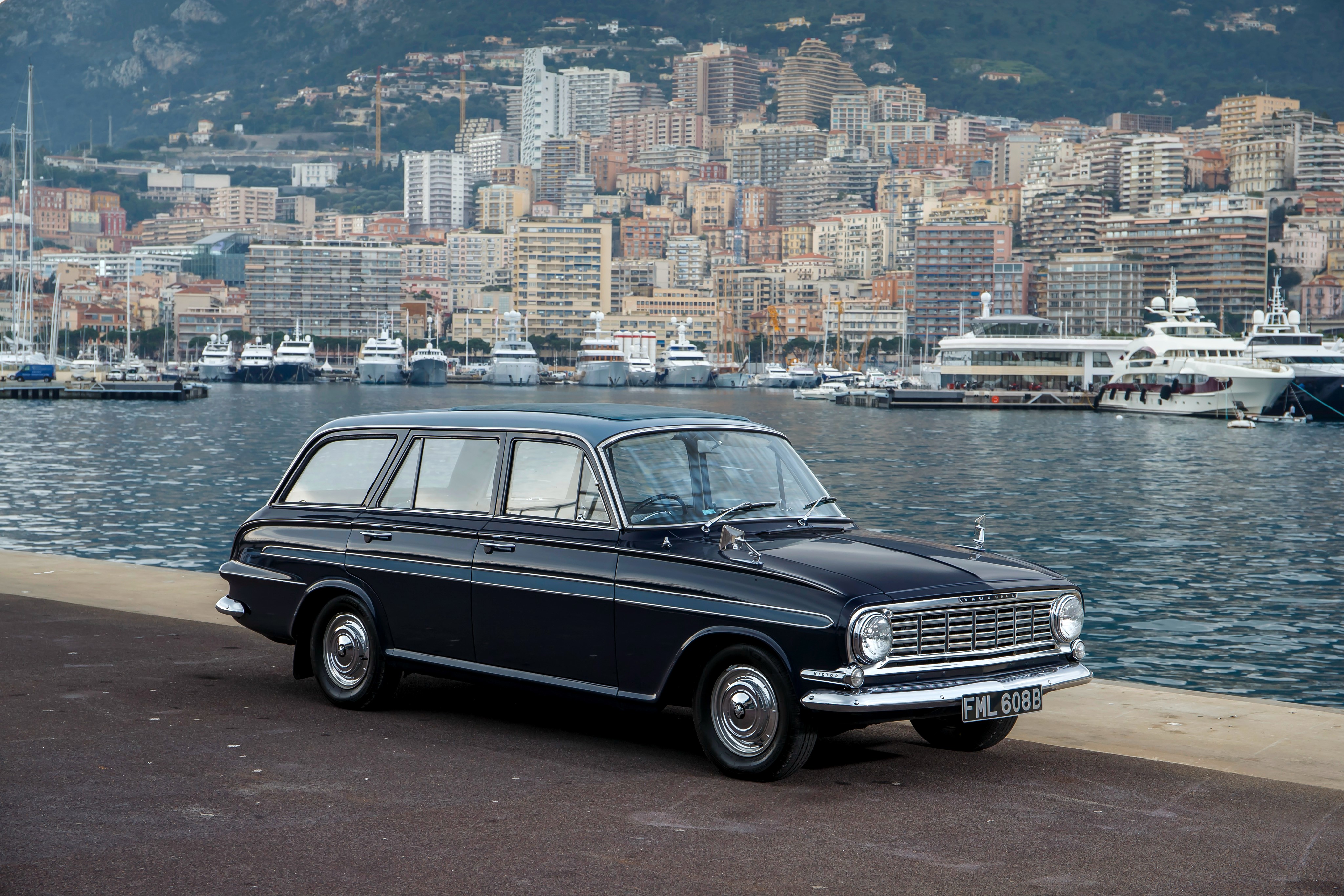 4K 1961-64 Vauxhall Victor De Luxe Estate in Monaco HD Wallpaper
